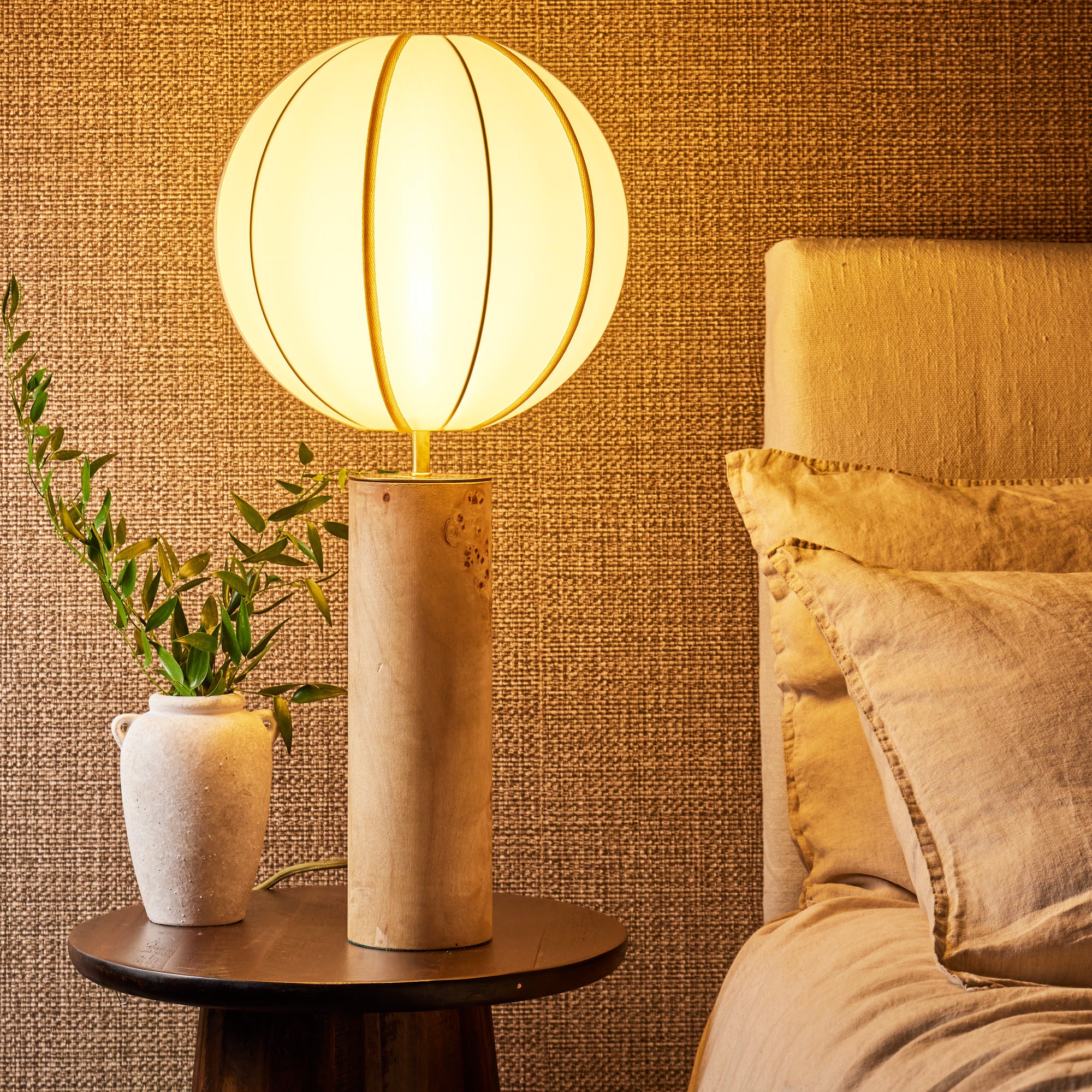 Burl table lamp - Image 10