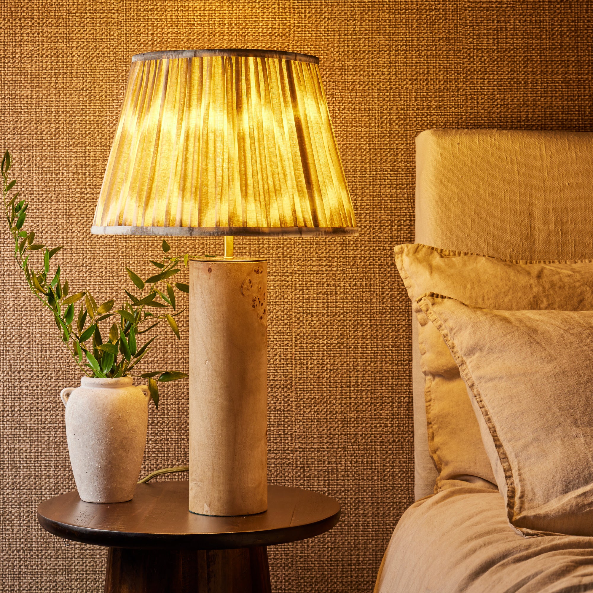 Burl table lamp - Image 2