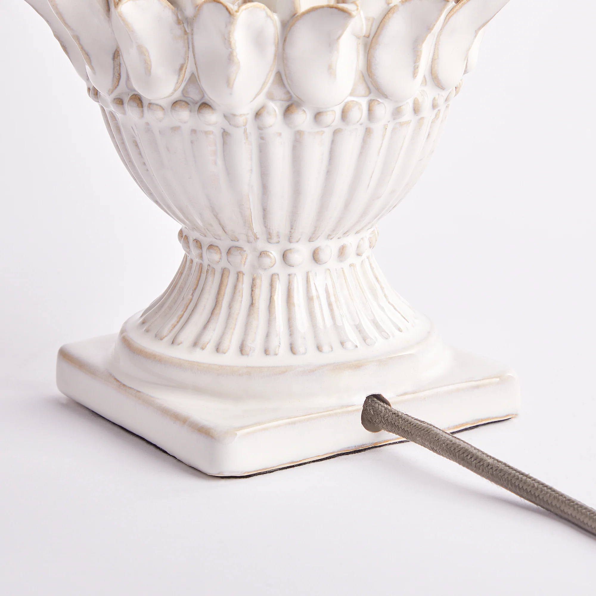 Smaller Charles table lamp in stone - Image 4