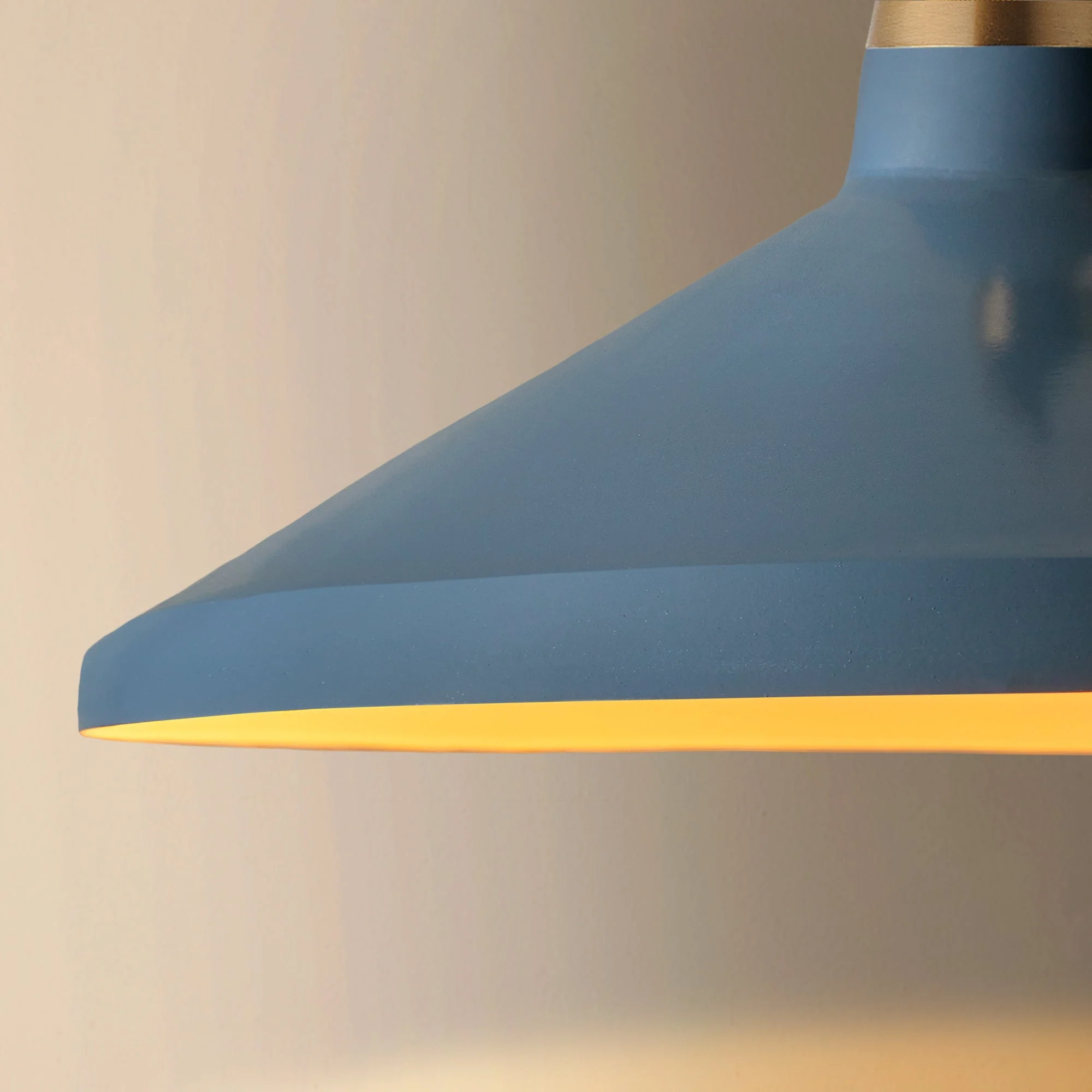 Claude shade in windward blue with stone interior - Image 4
