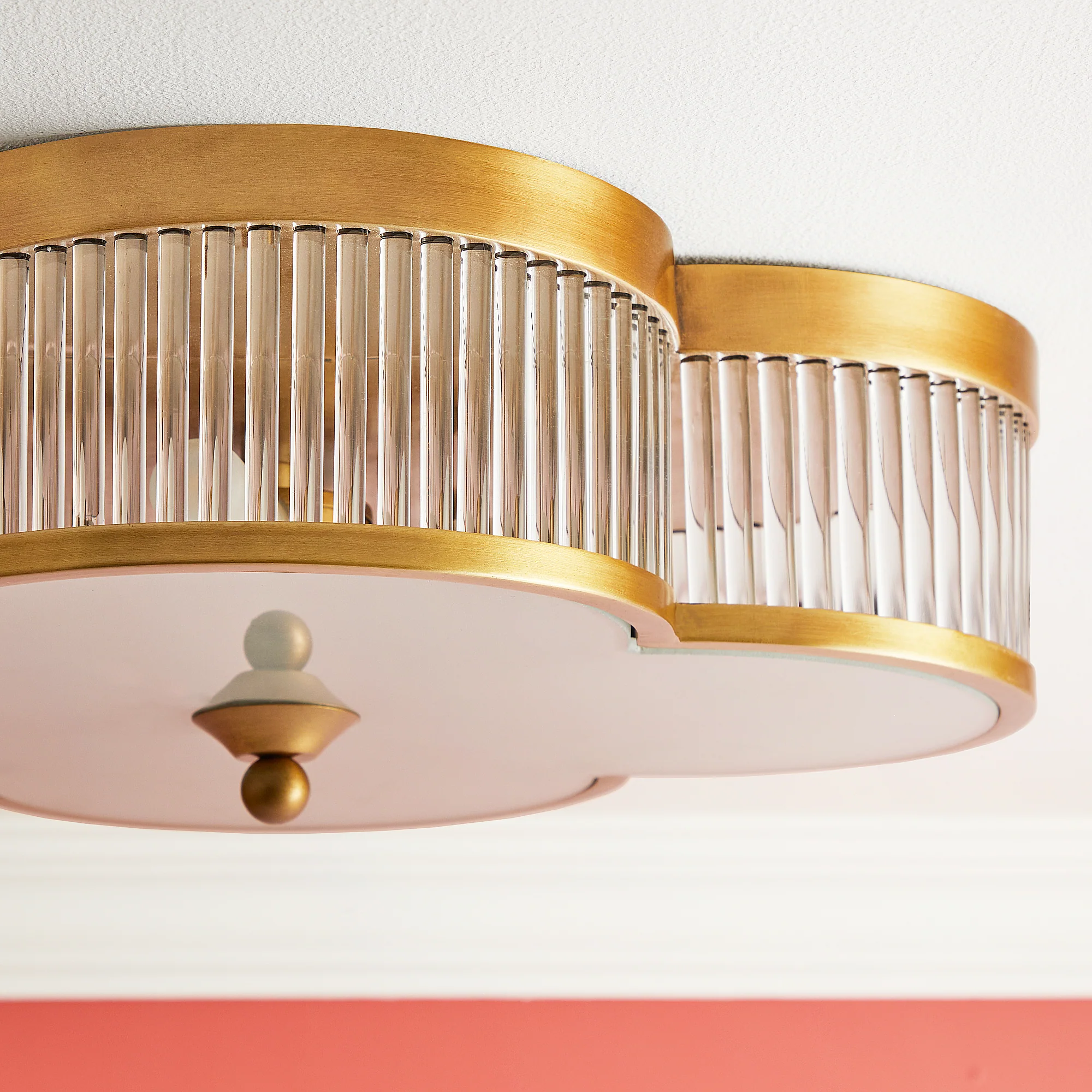 Clover flush ceiling fitting in brass with glass rods - Image 3