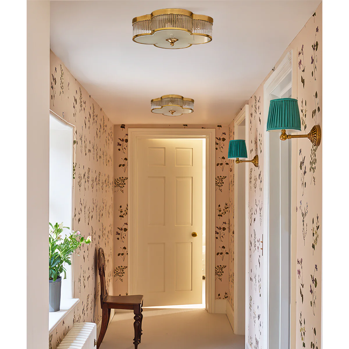 Clover flush ceiling fitting in brass with glass rods - Image 4