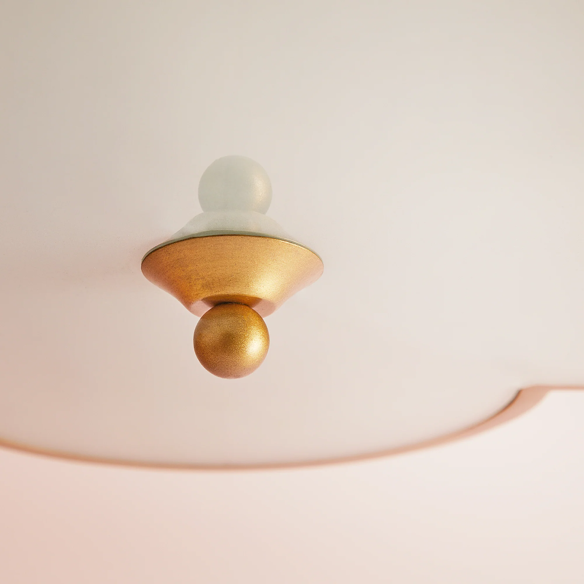 Clover flush ceiling fitting in brass with glass rods - Image 9