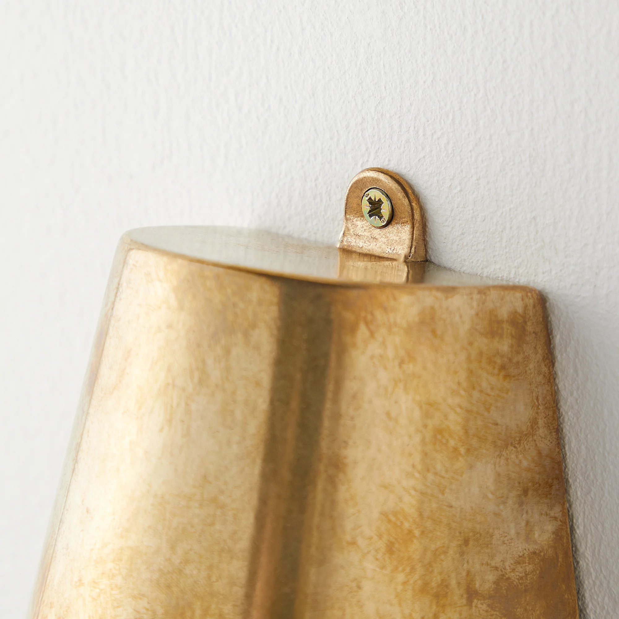 Cochrane ip54 mast light in natural unlacquered brass - Image 5