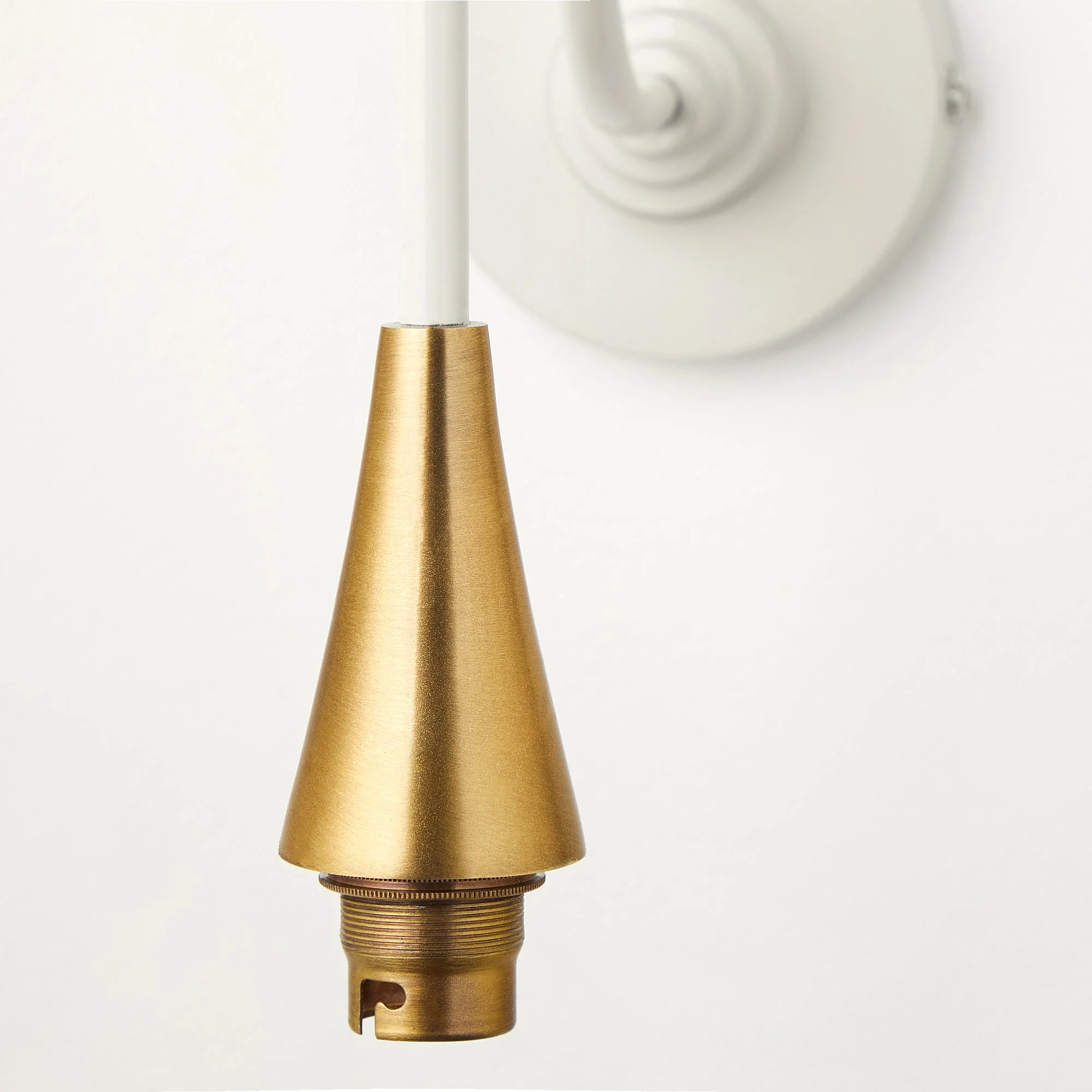 Cone wall fitting in stone - Image 5