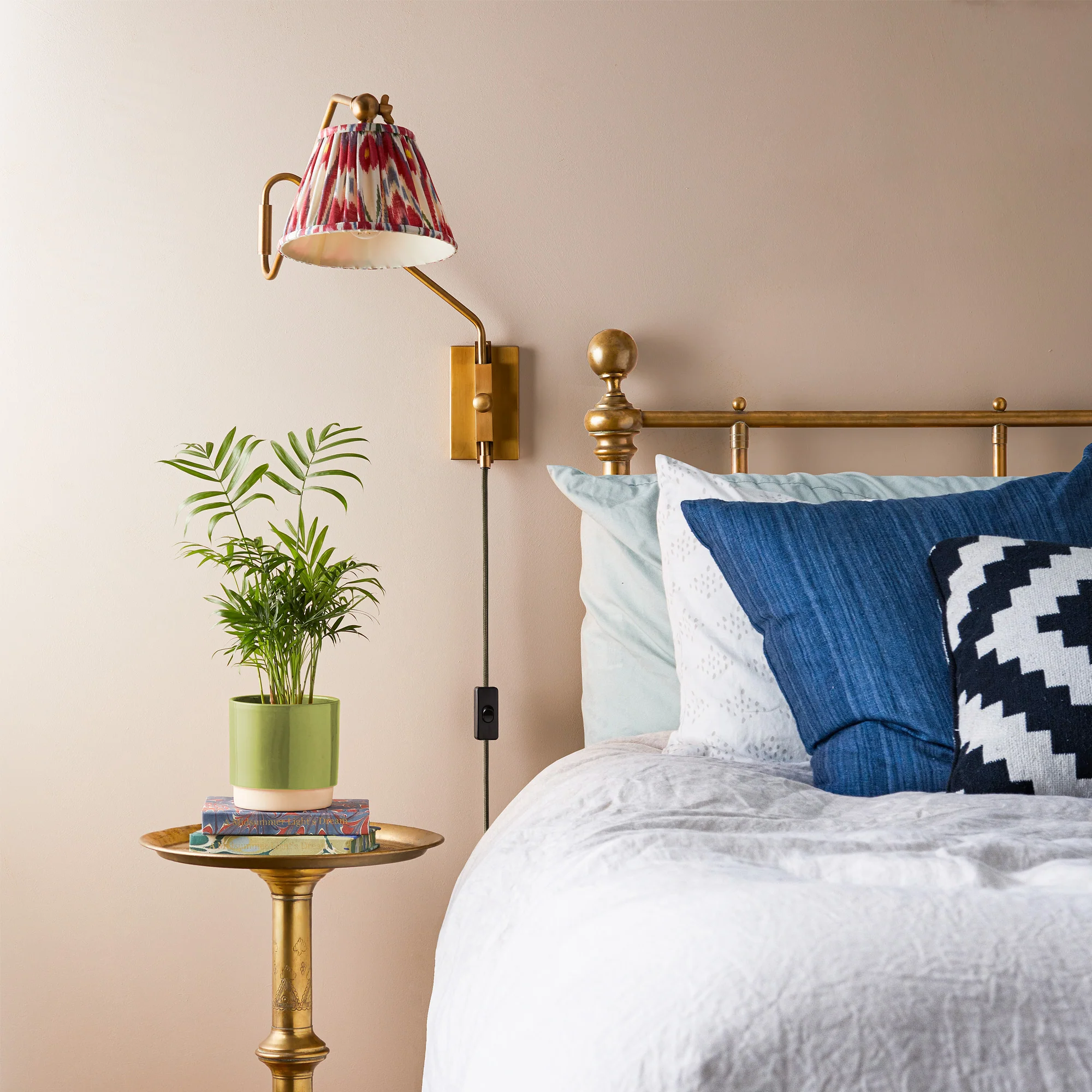 Cooper Wall Fitting in Antique Brass - Image 4