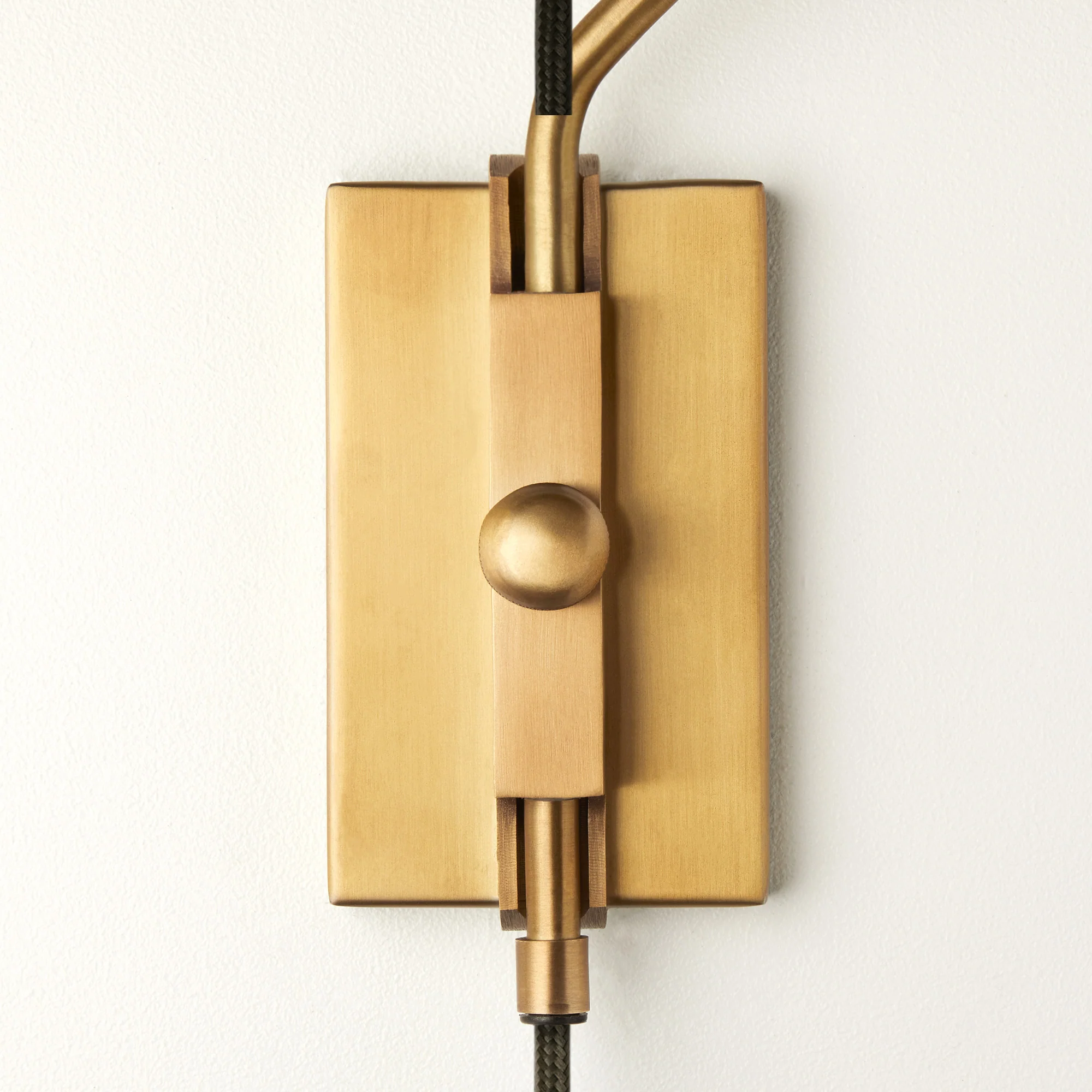 Cooper Wall Fitting in Antique Brass - Image 9