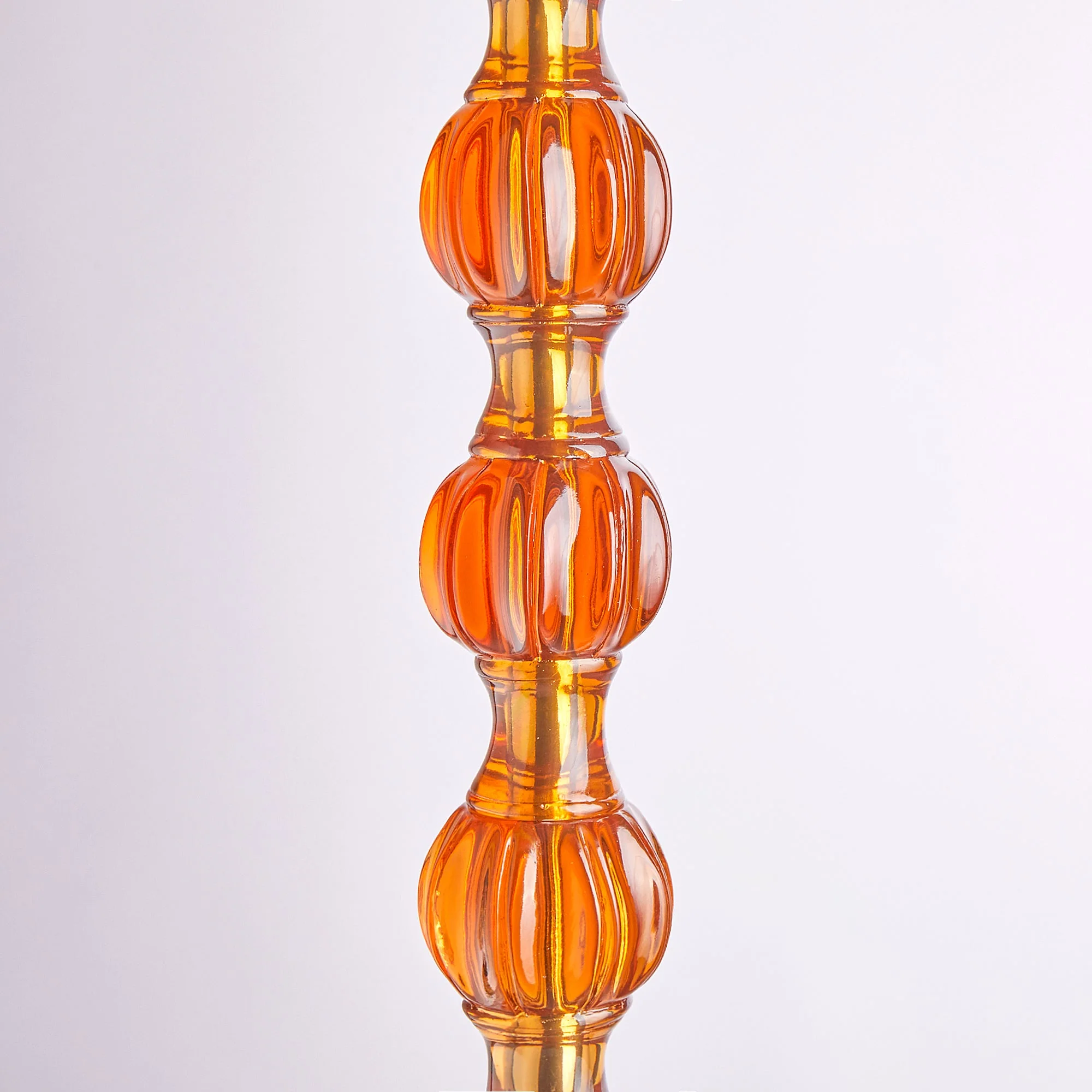 Coronet floor lamp in amber polished resin - Image 6