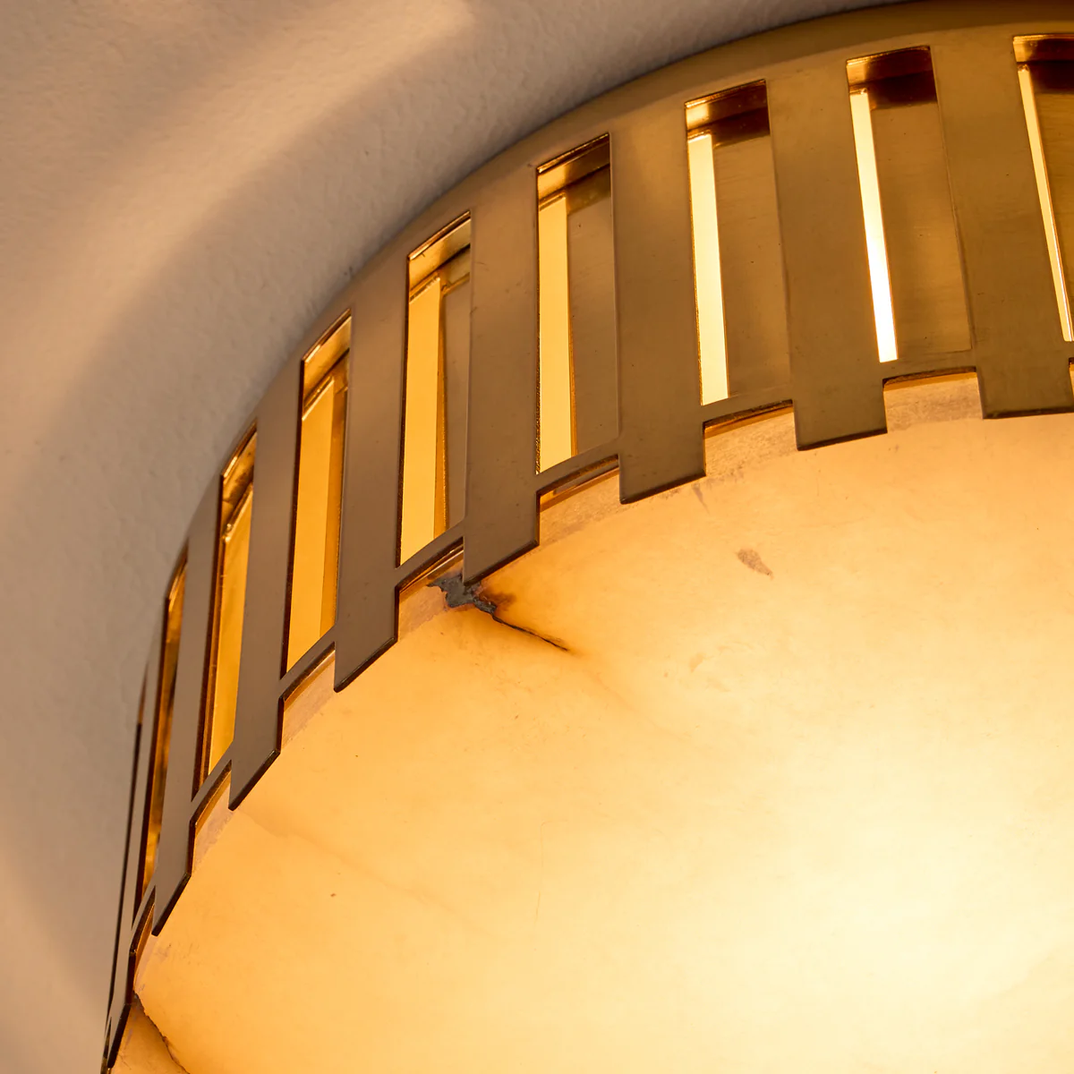 Crenel Flush ceiling light in Alabaster and Brass - Image 6