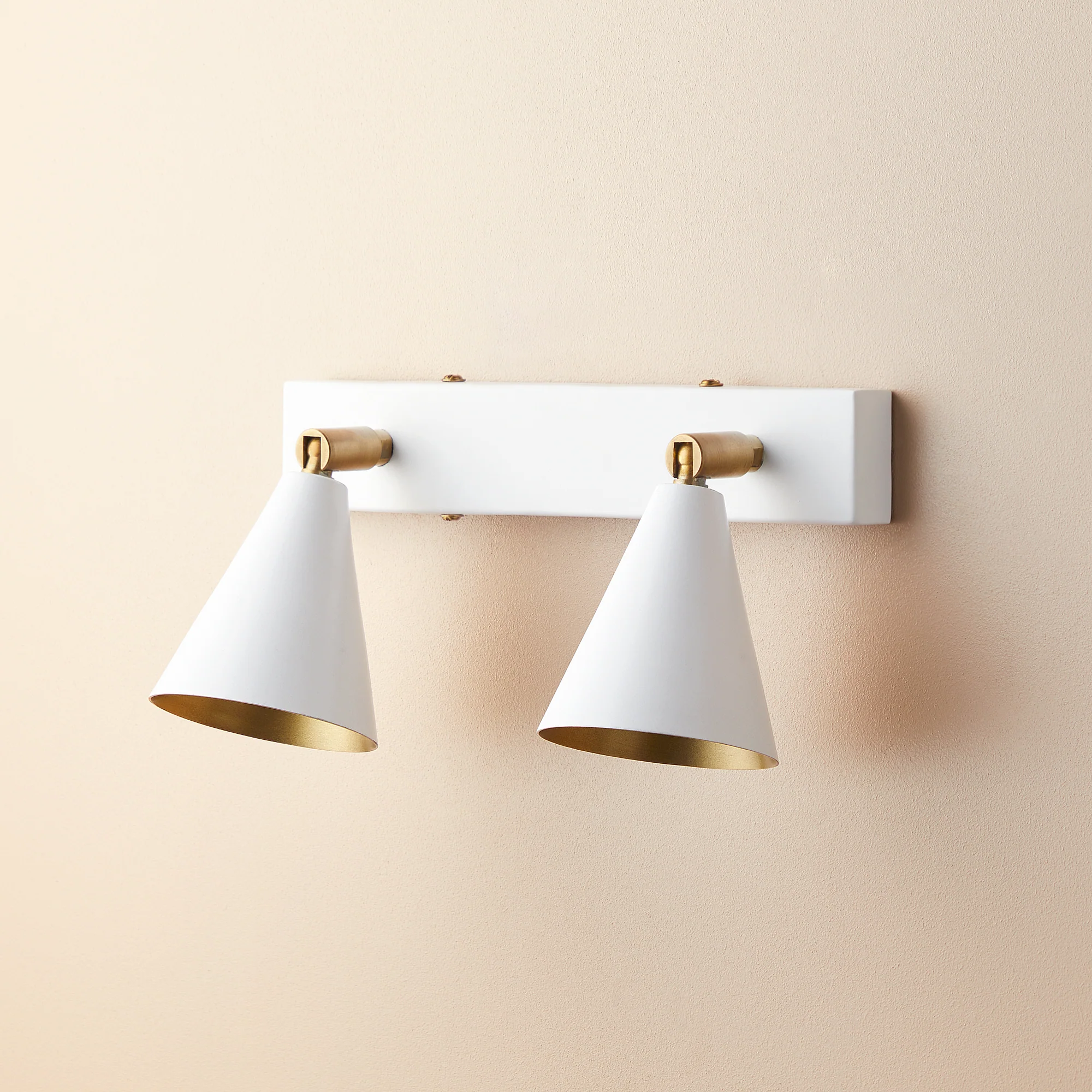 Crick double spotlight in white
