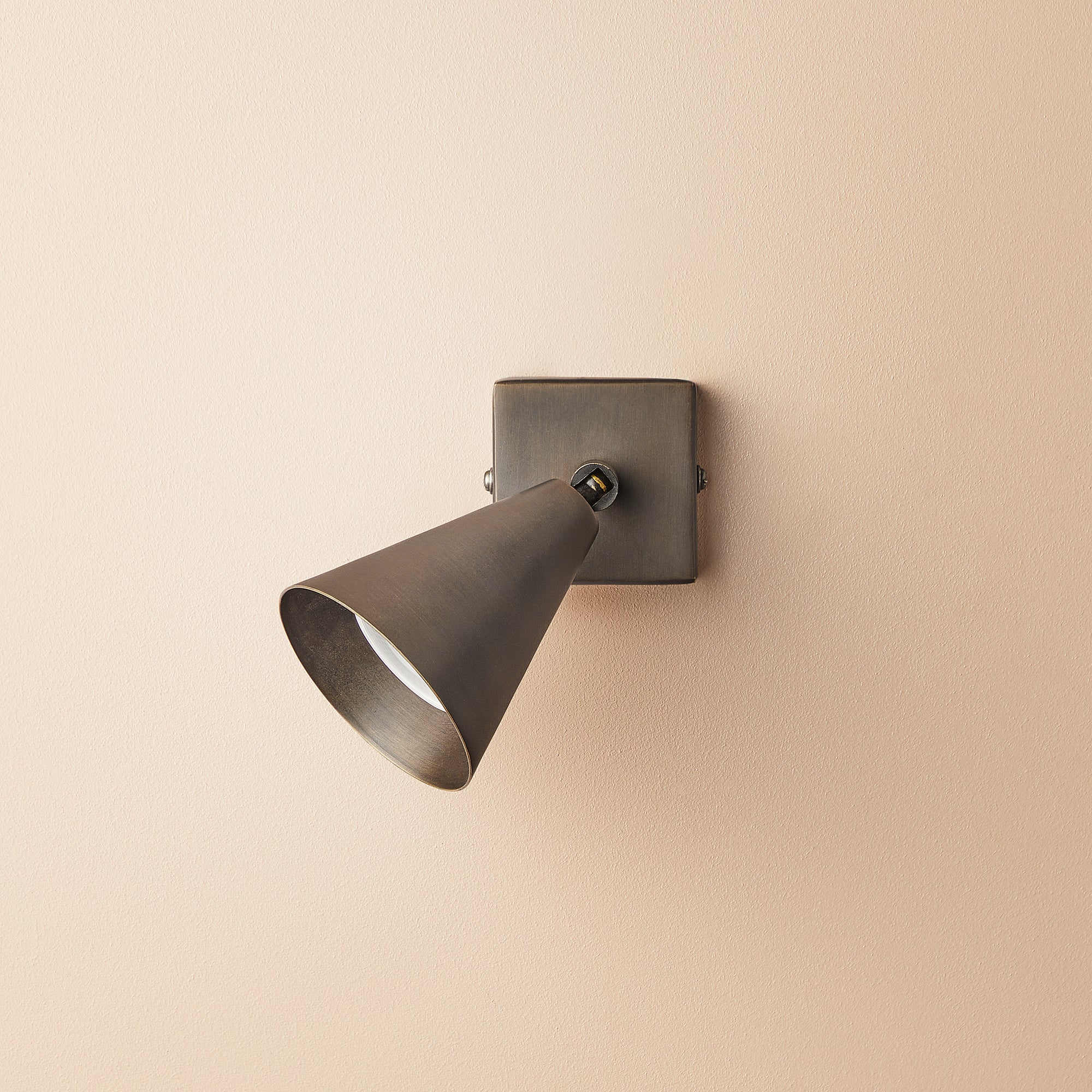 Crick single spotlight in bronze - Image 10