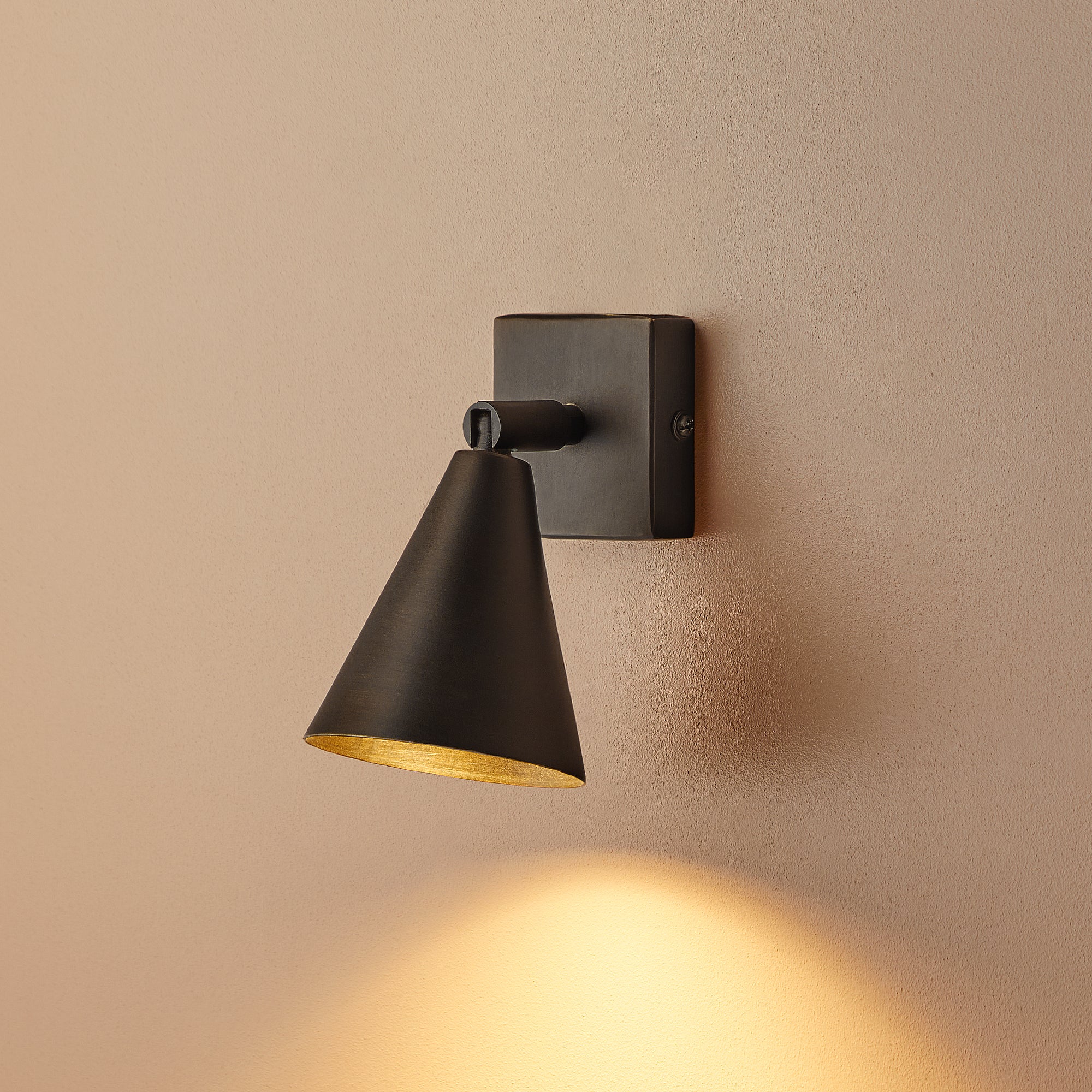 Crick single spotlight in bronze - Image 2