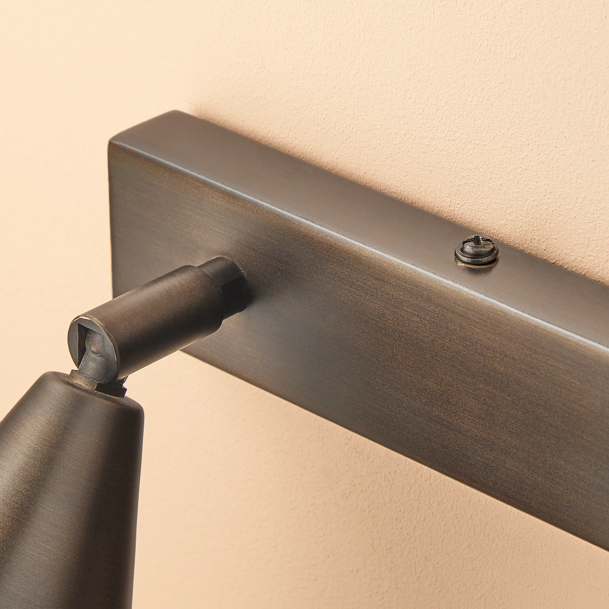Crick triple spotlight in bronze - Image 12