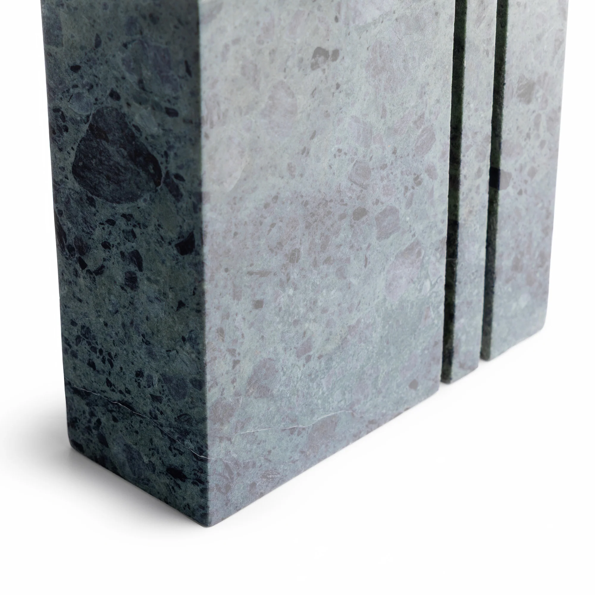 Criss Cross rechargeable table lamp in green marble - Image 7