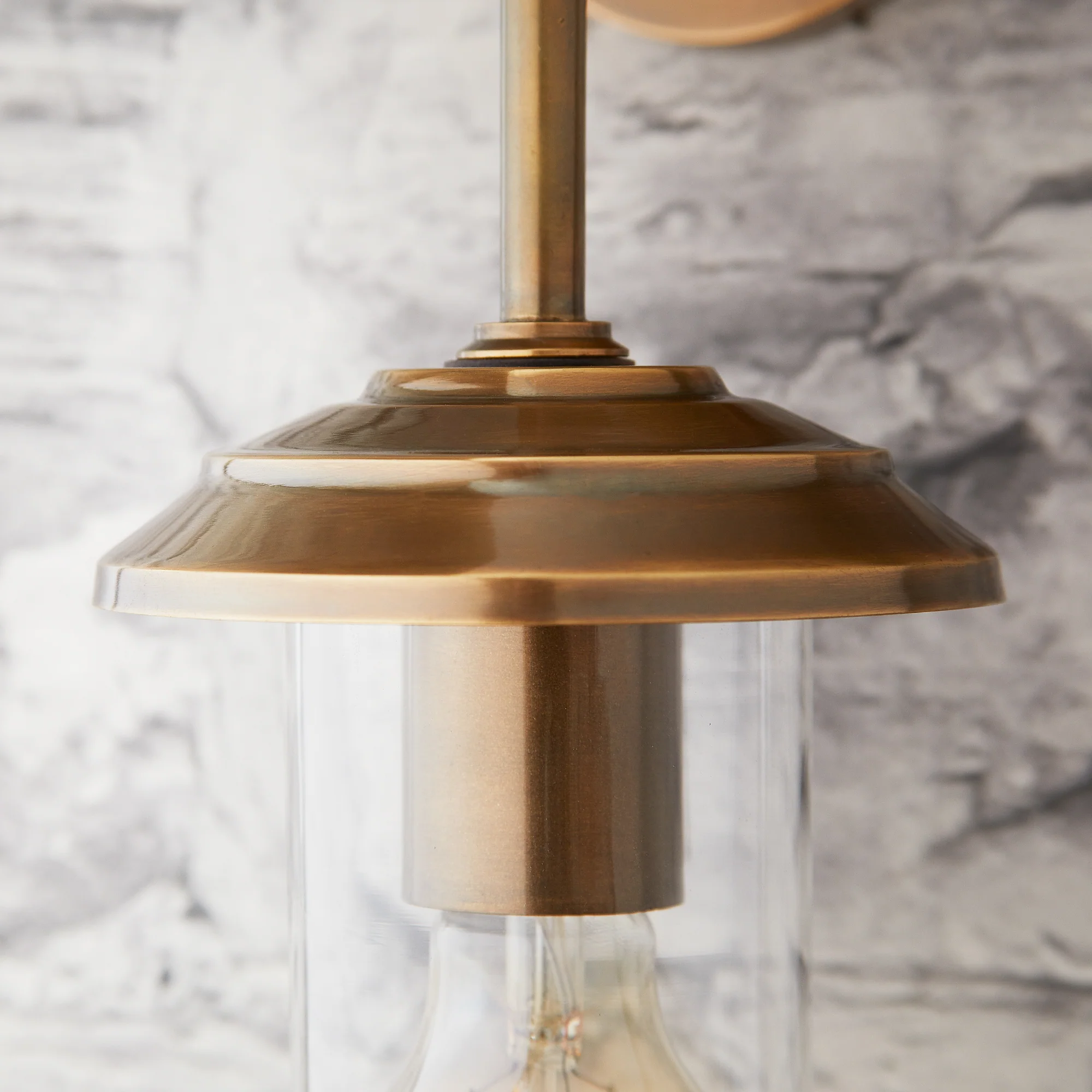 Curlew IP44 wall light in antique brass - Image 7