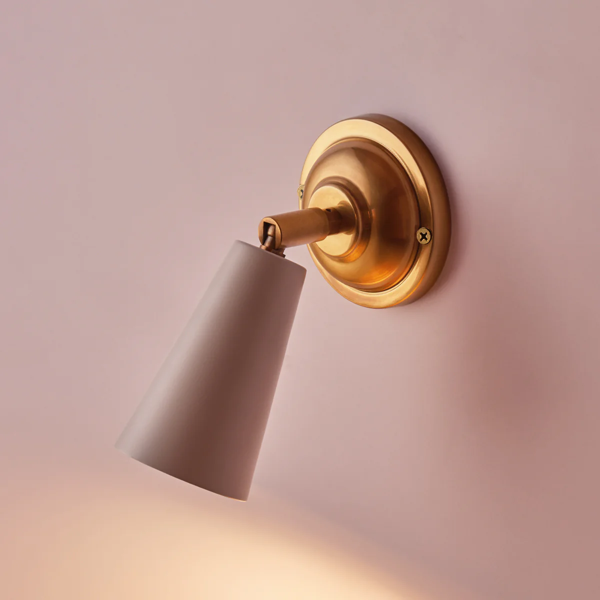 Cyrano wall light in white - Image 3