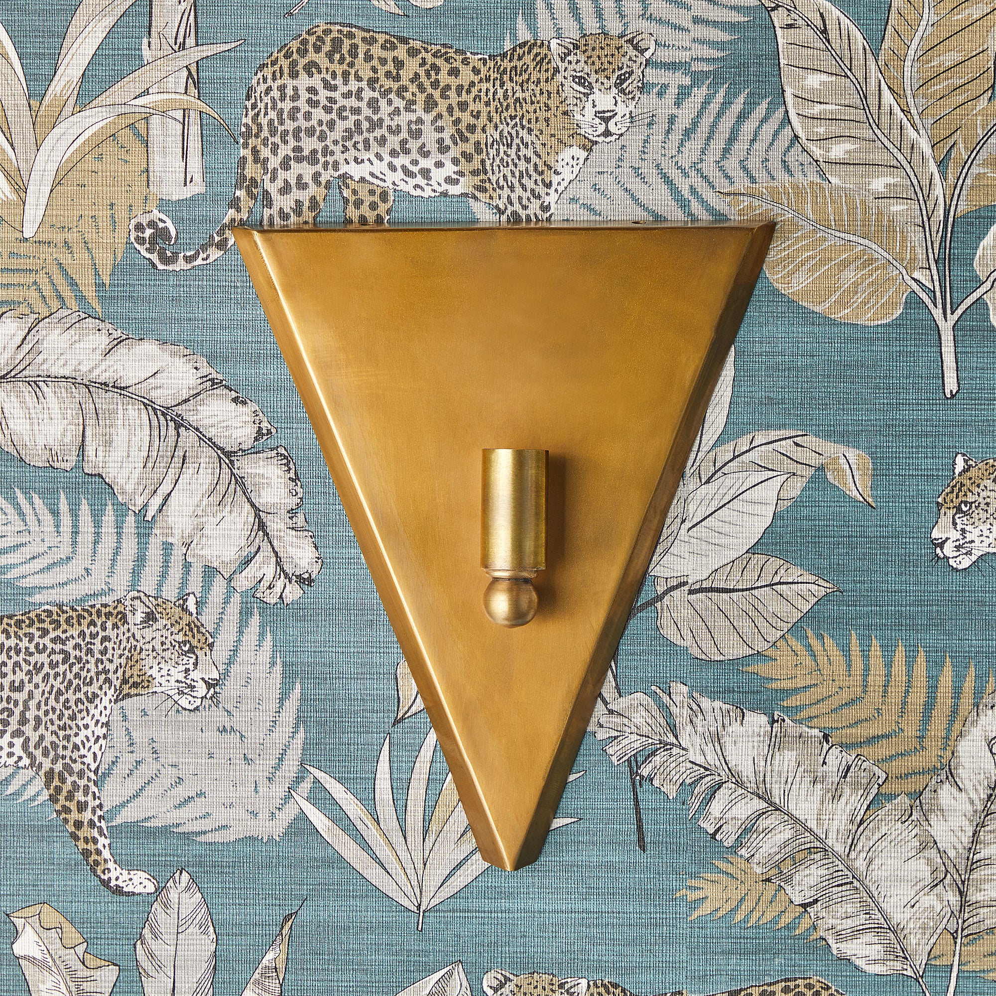 Cyrus wall light in antiqued brass - Image 13