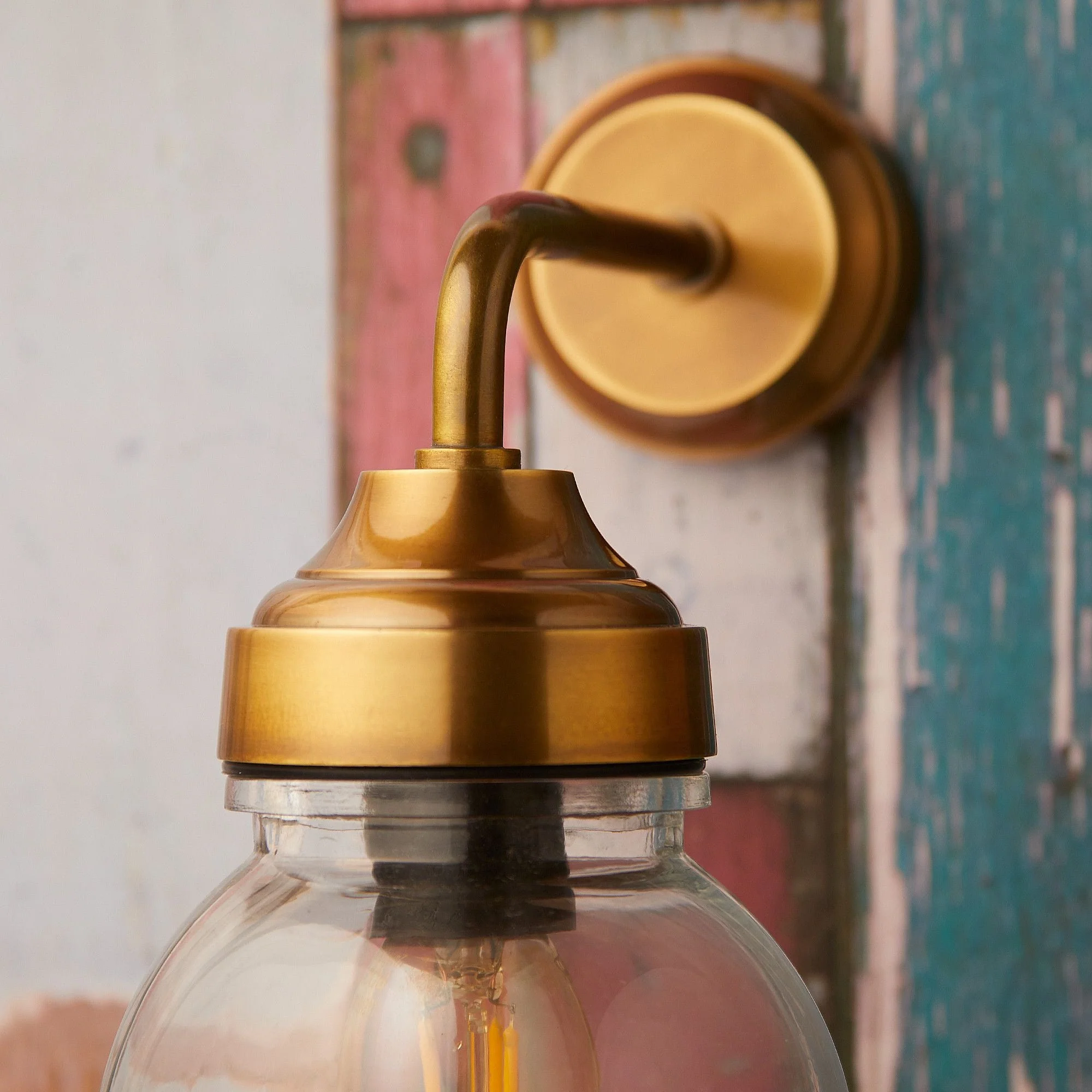Davide IP44 wall light in antiqued brass and glass - Image 8