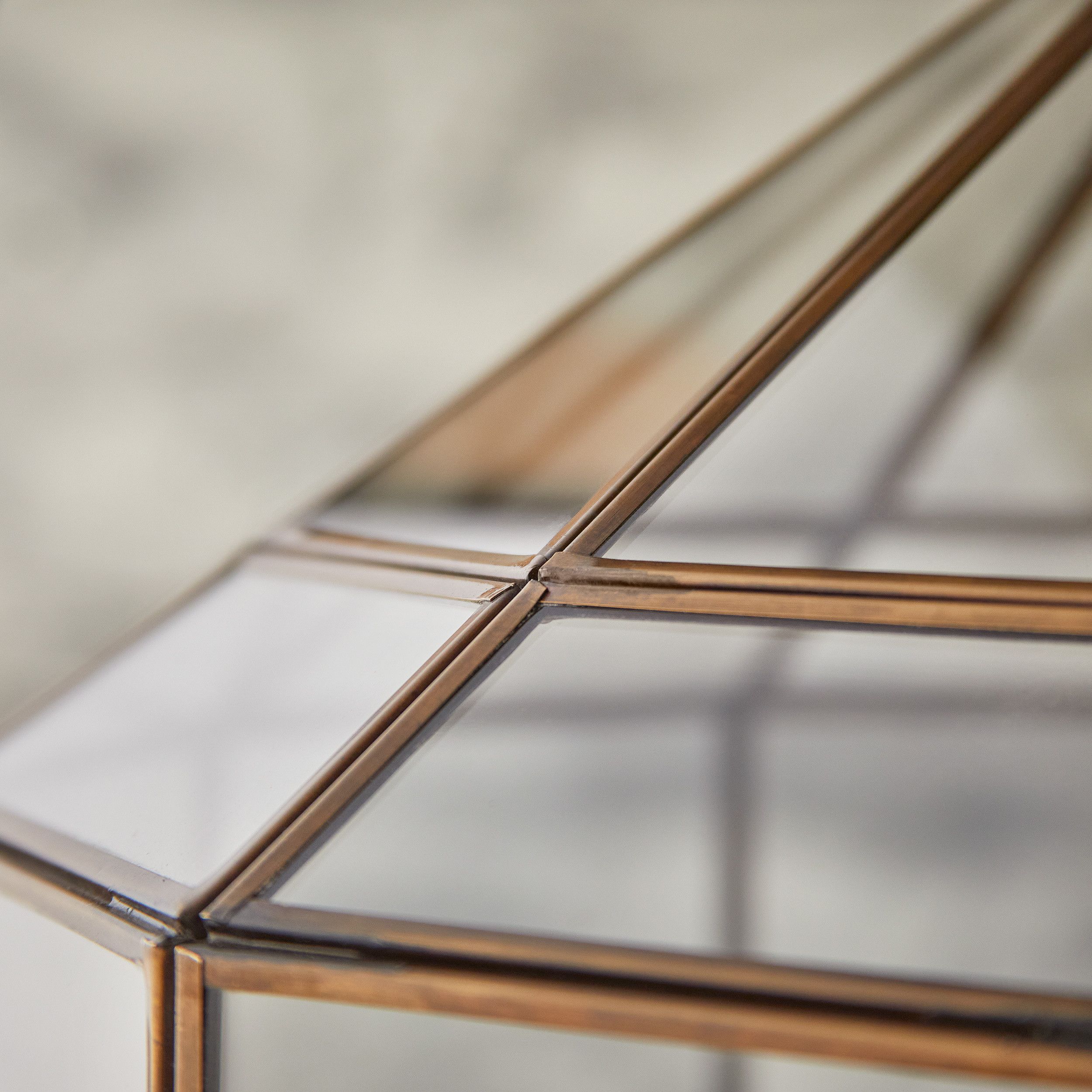 Dibble diamond shaped pendant in brass and glass - Image 6