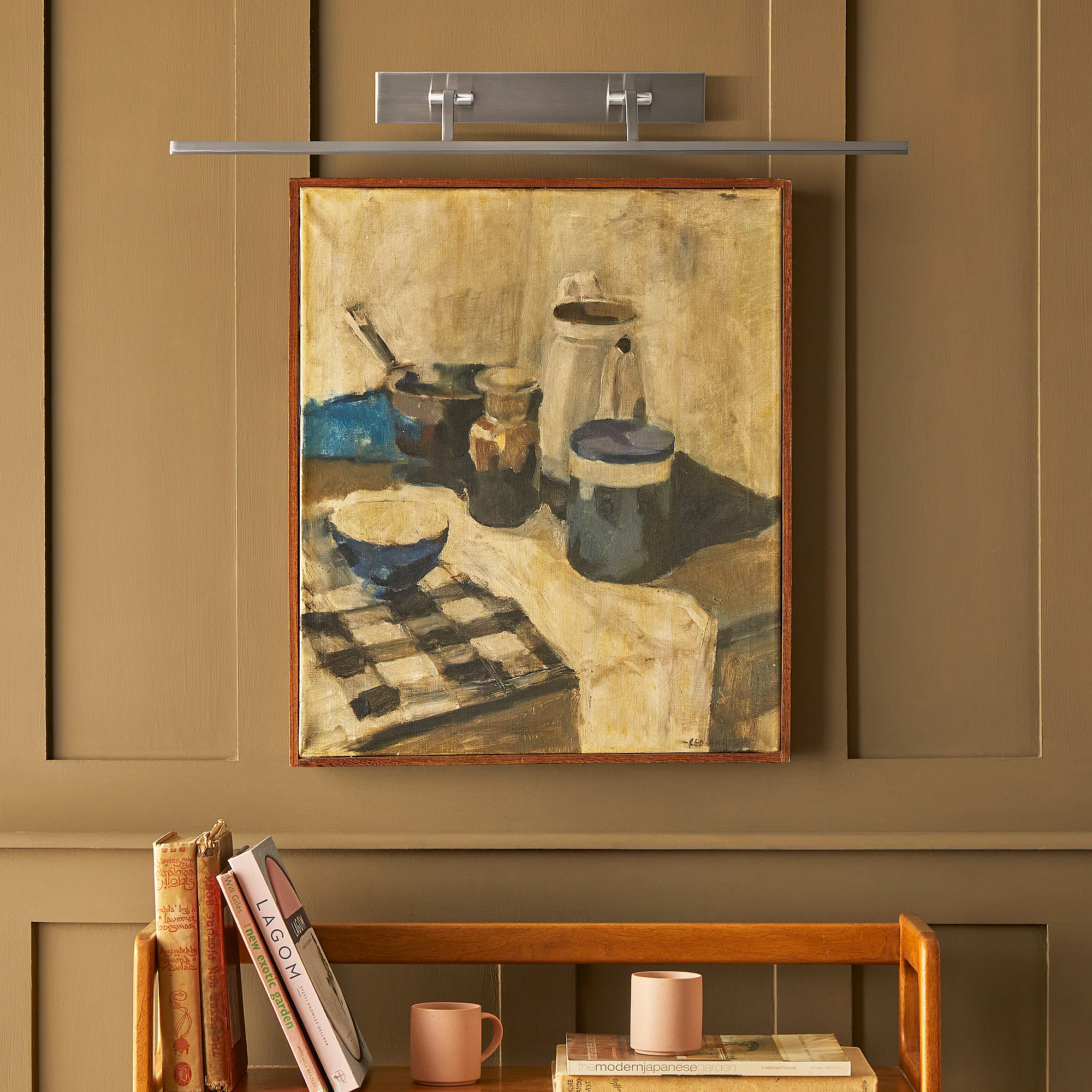Dimmable larger Blake picture light in brushed chrome finish - Image 2