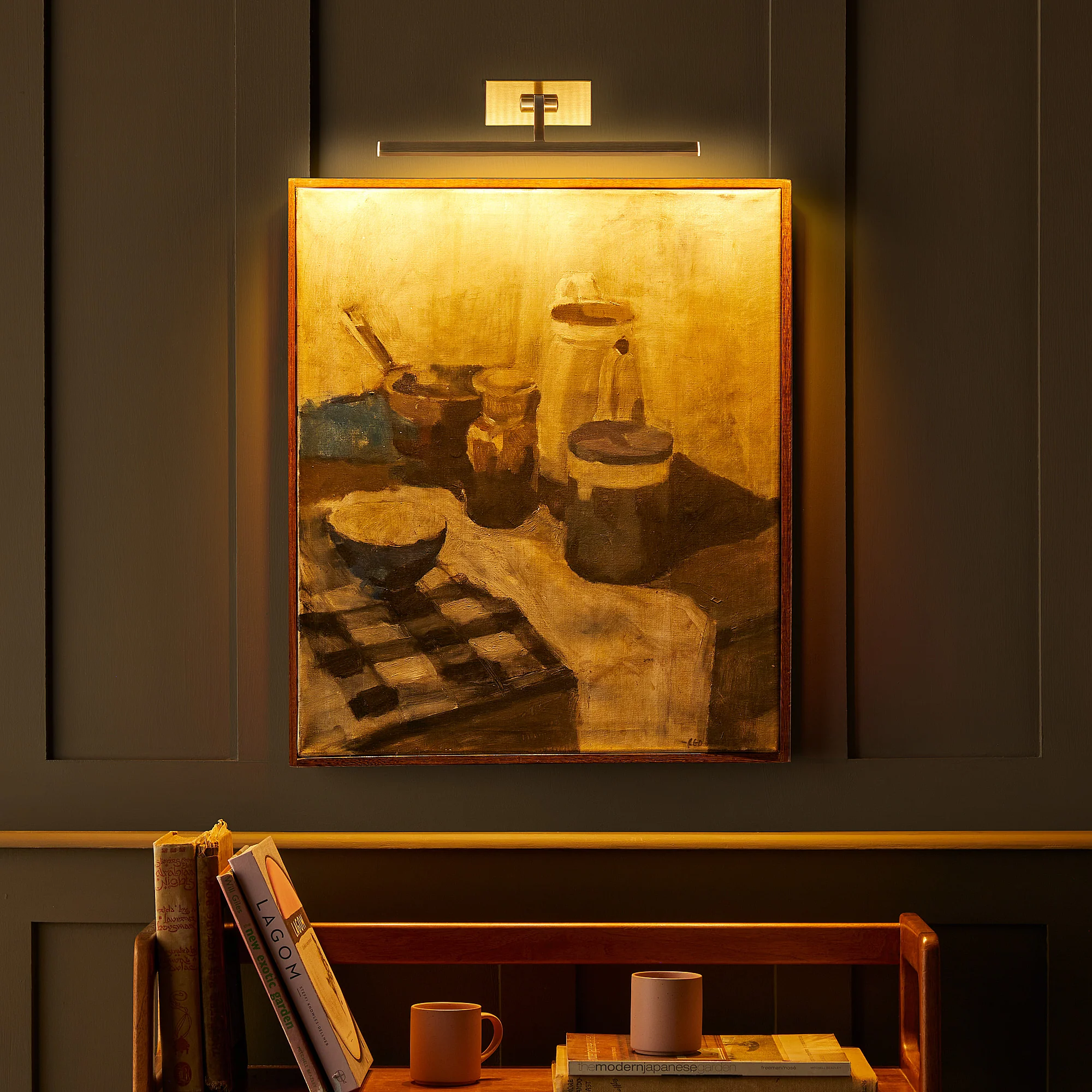 Dimmable smaller Blake picture light in antique brass finish - Image 4