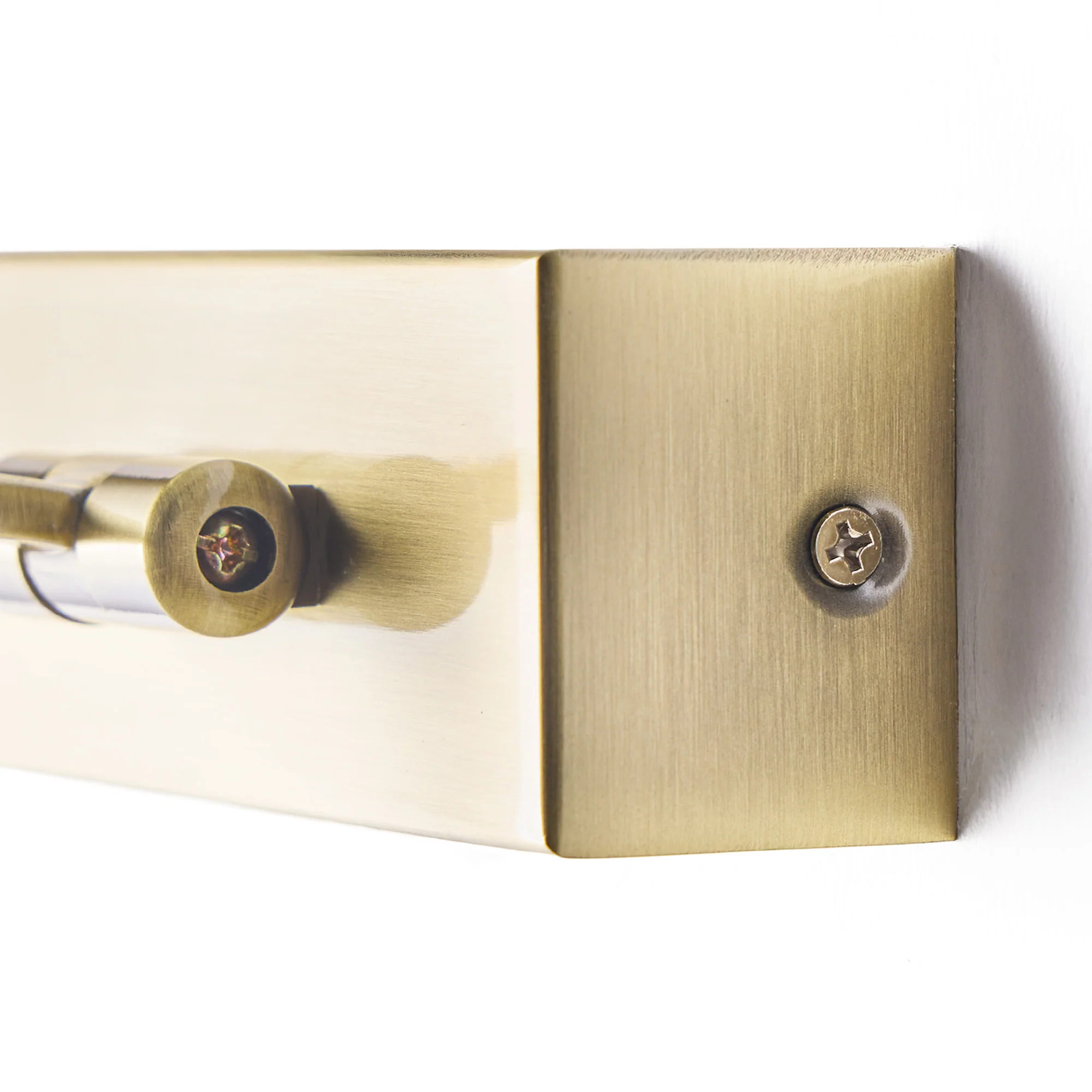 Dimmable smaller Blake picture light in antique brass finish - Image 6