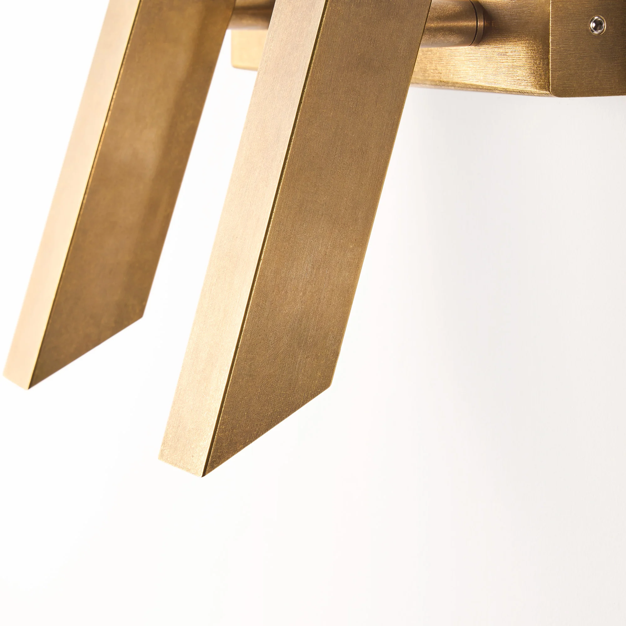 double Andor IP54 adjustable wall light in brass - Image 7