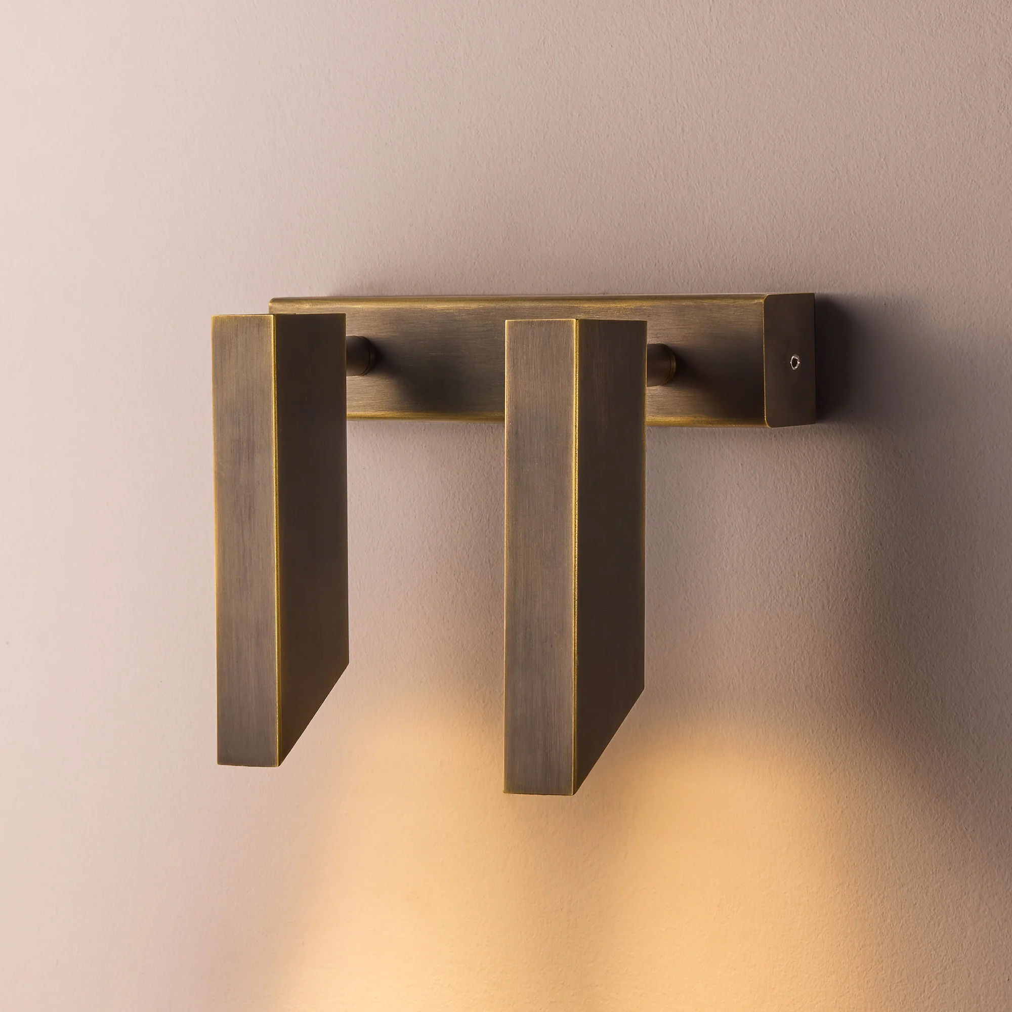 double Andor IP54 adjustable wall light in bronze - Image 3