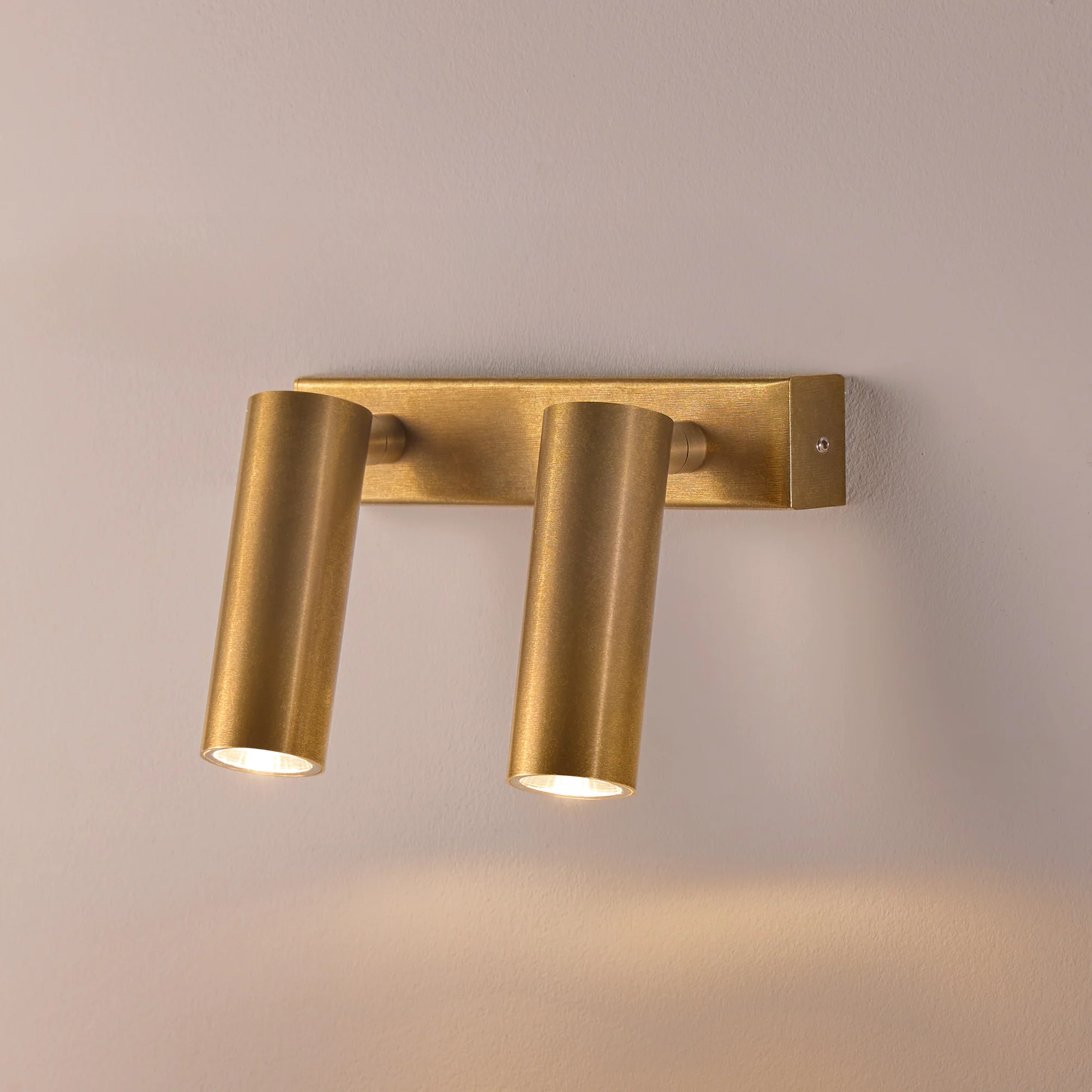 Double Austell IP54 spotlight in brass - Image 3