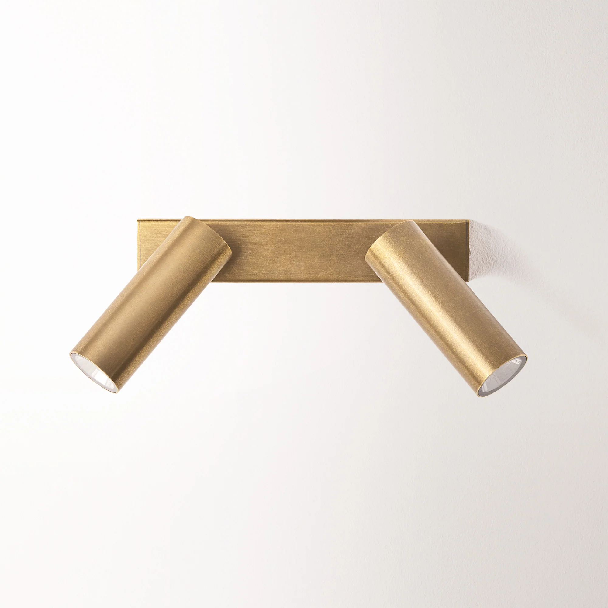 Double Austell IP54 spotlight in brass - Image 9