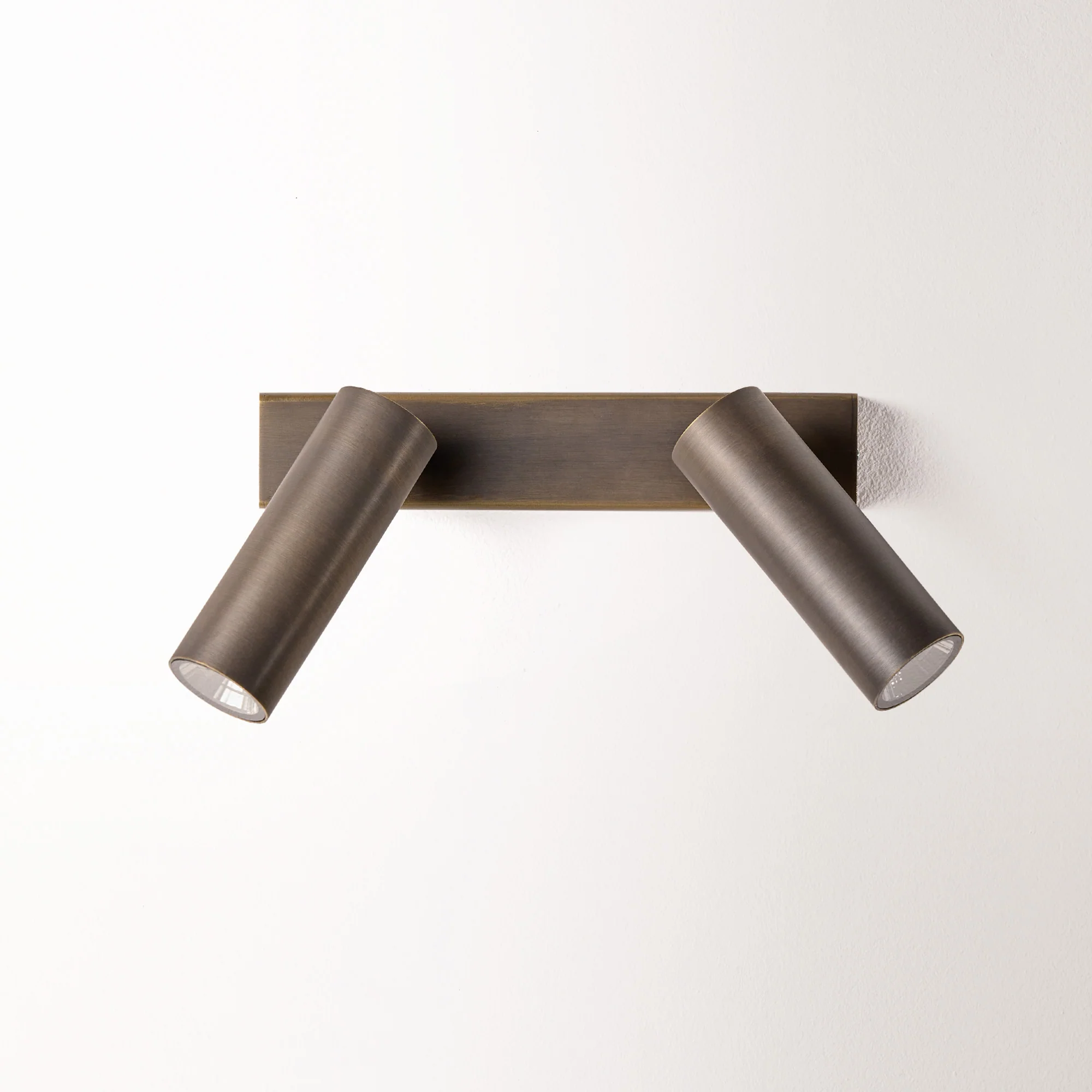 Double Austell IP54 spotlight in bronze - Image 9
