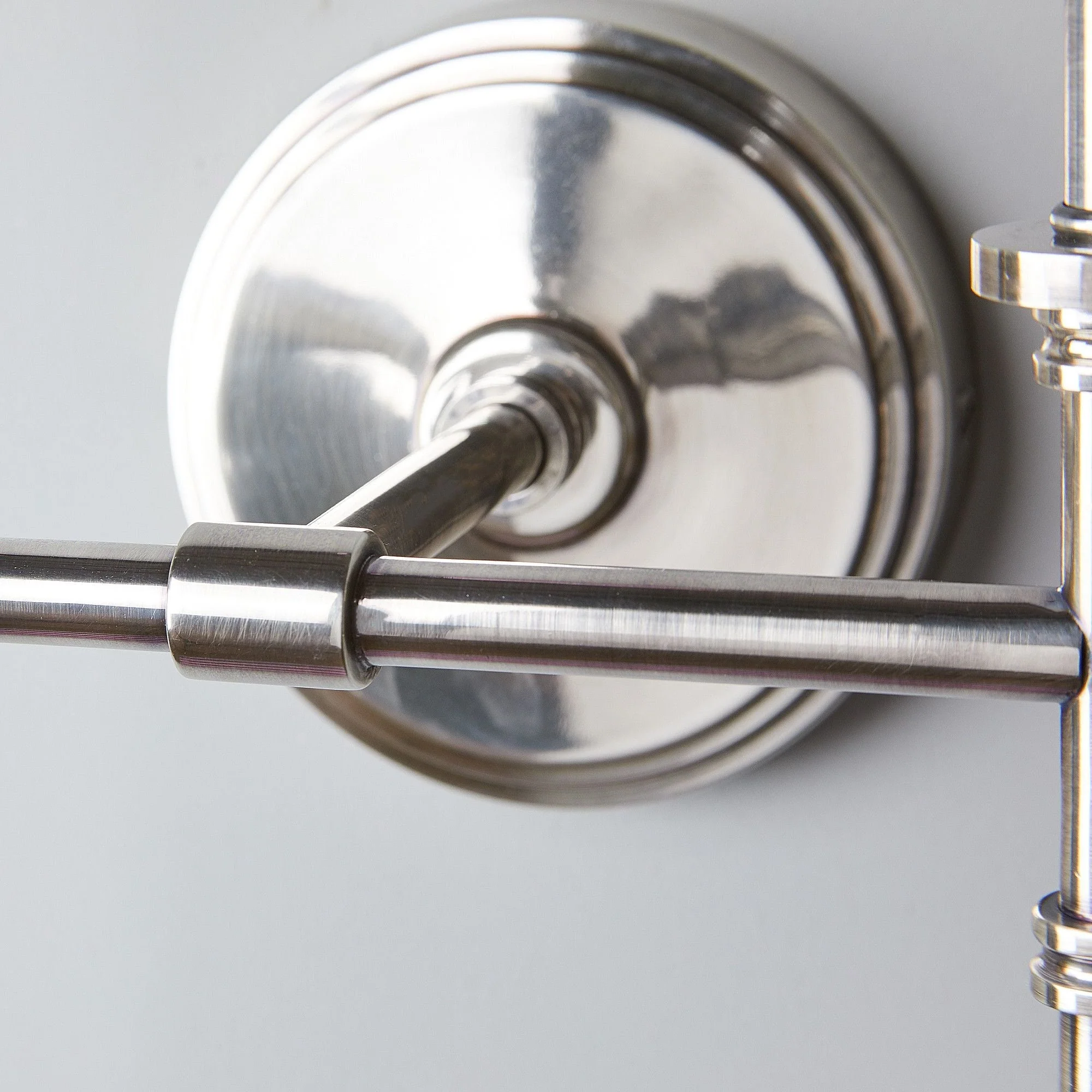Double Chukka Wall fitting in antiqued silver - Image 2