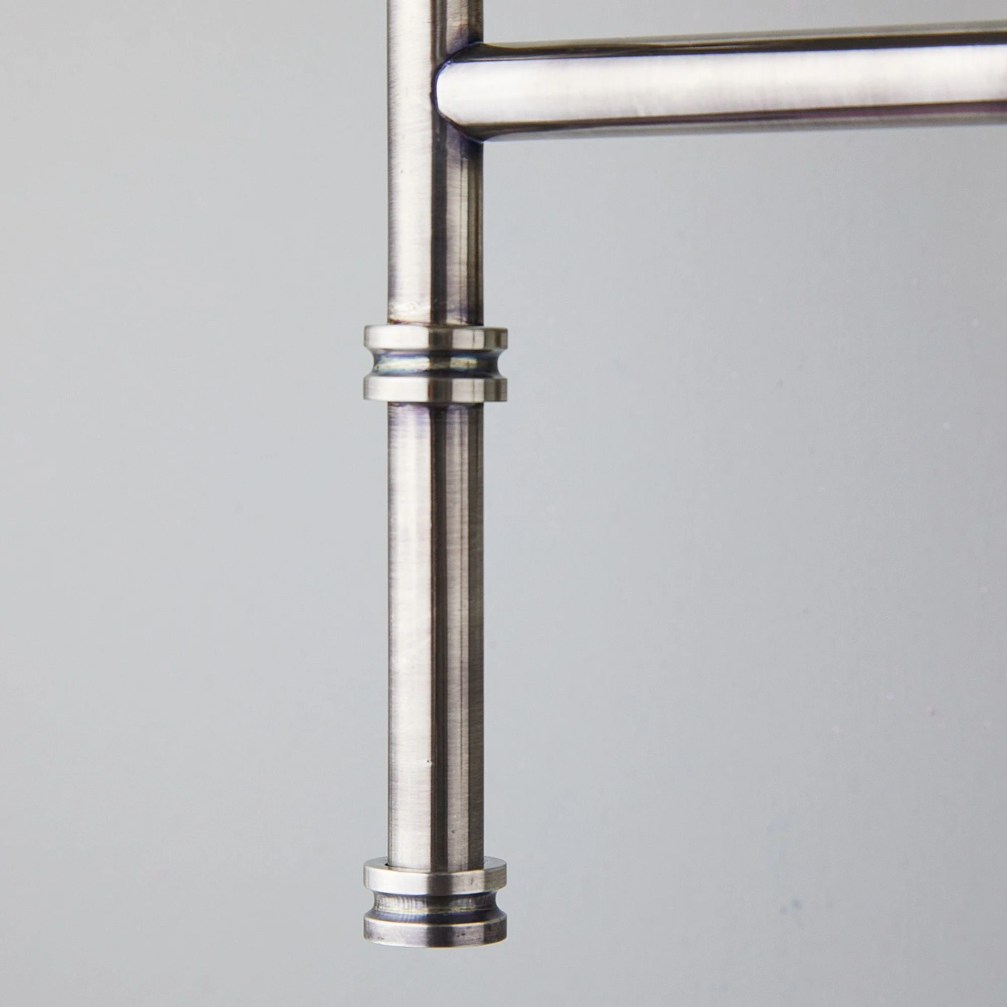Double Chukka Wall fitting in antiqued silver - Image 4