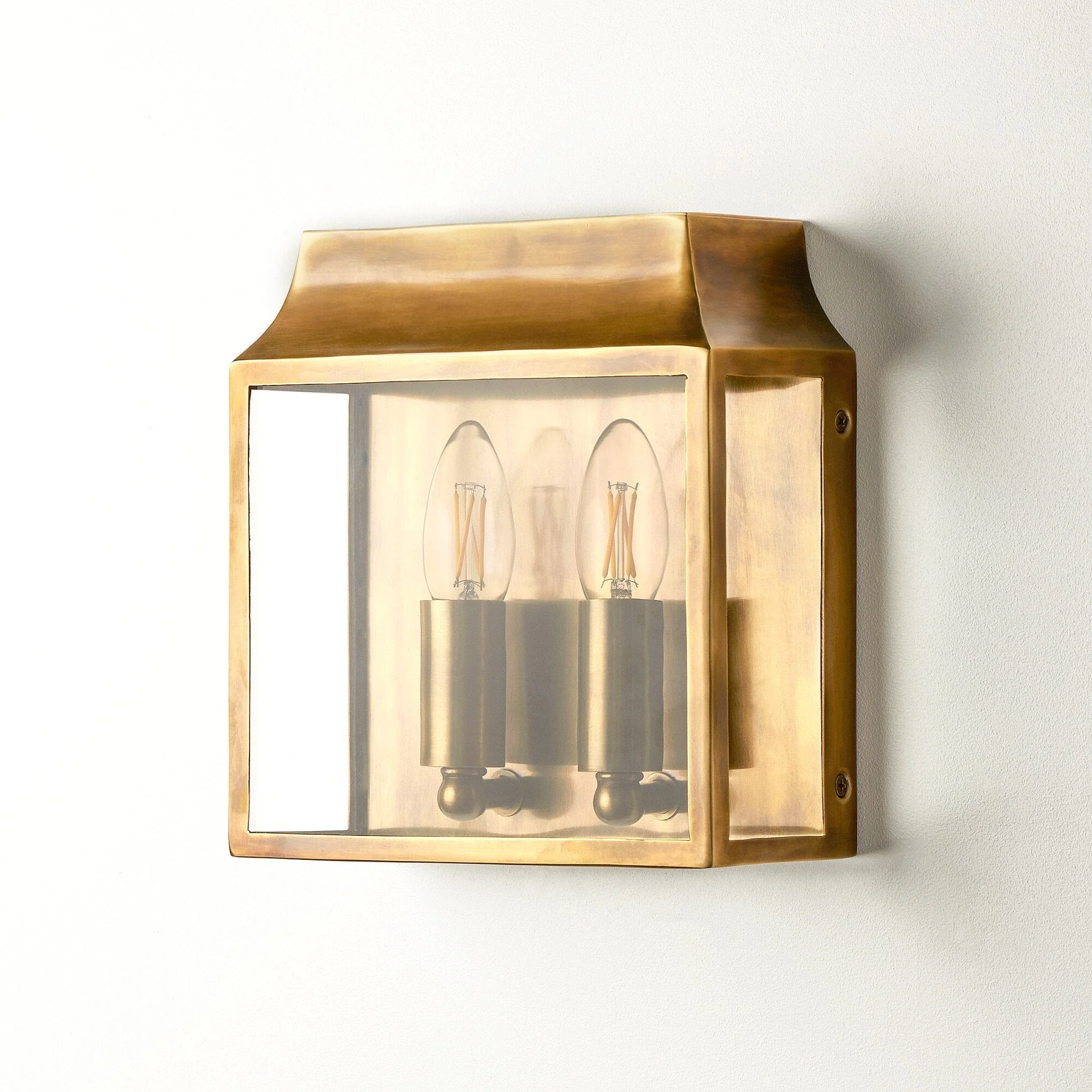 Double Crail IP44 exterior wall light in antique brass - Image 2