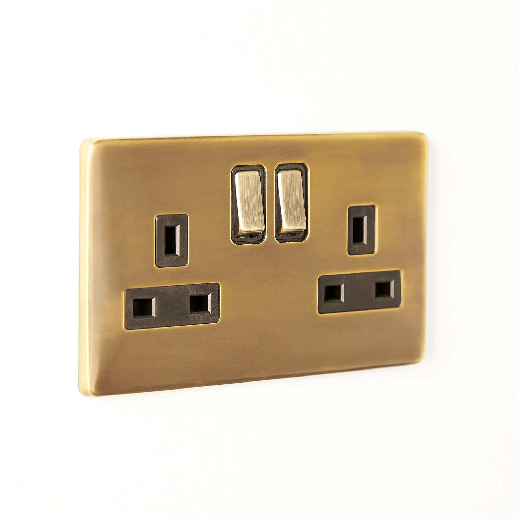 Double Florence plug socket in brass - Image 3