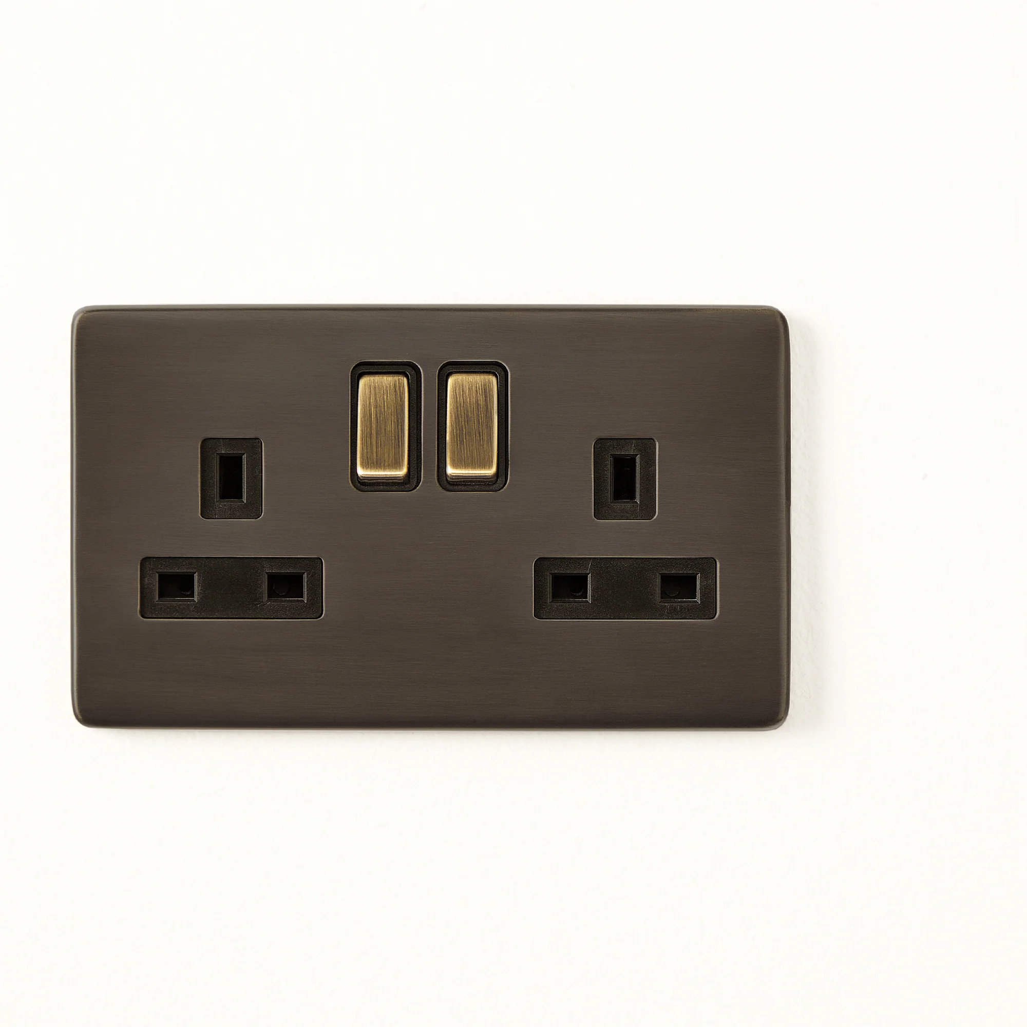Double Florence plug socket in bronze - Image 6