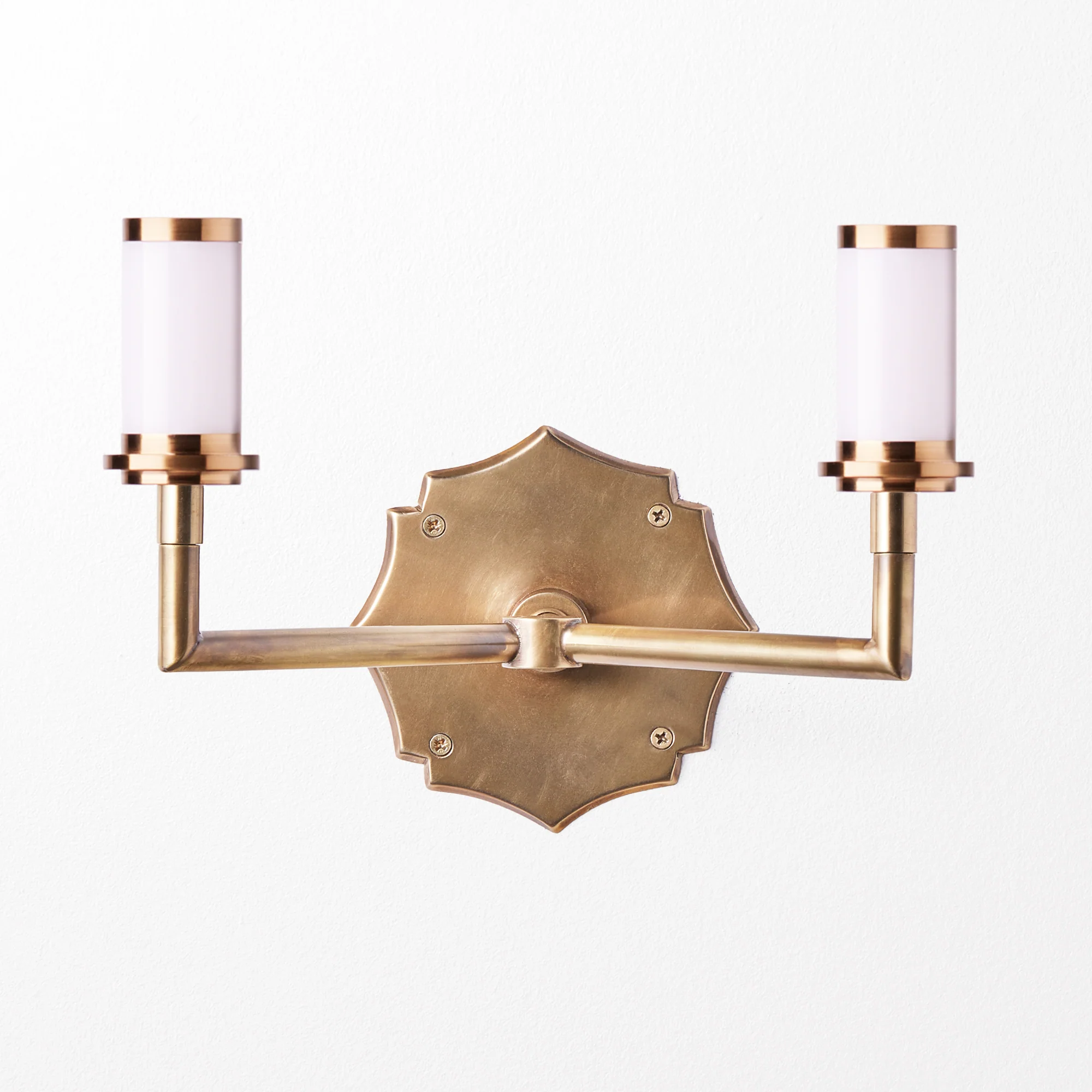 Double Insignia rechargeable wall fitting in antique brass - Image 2