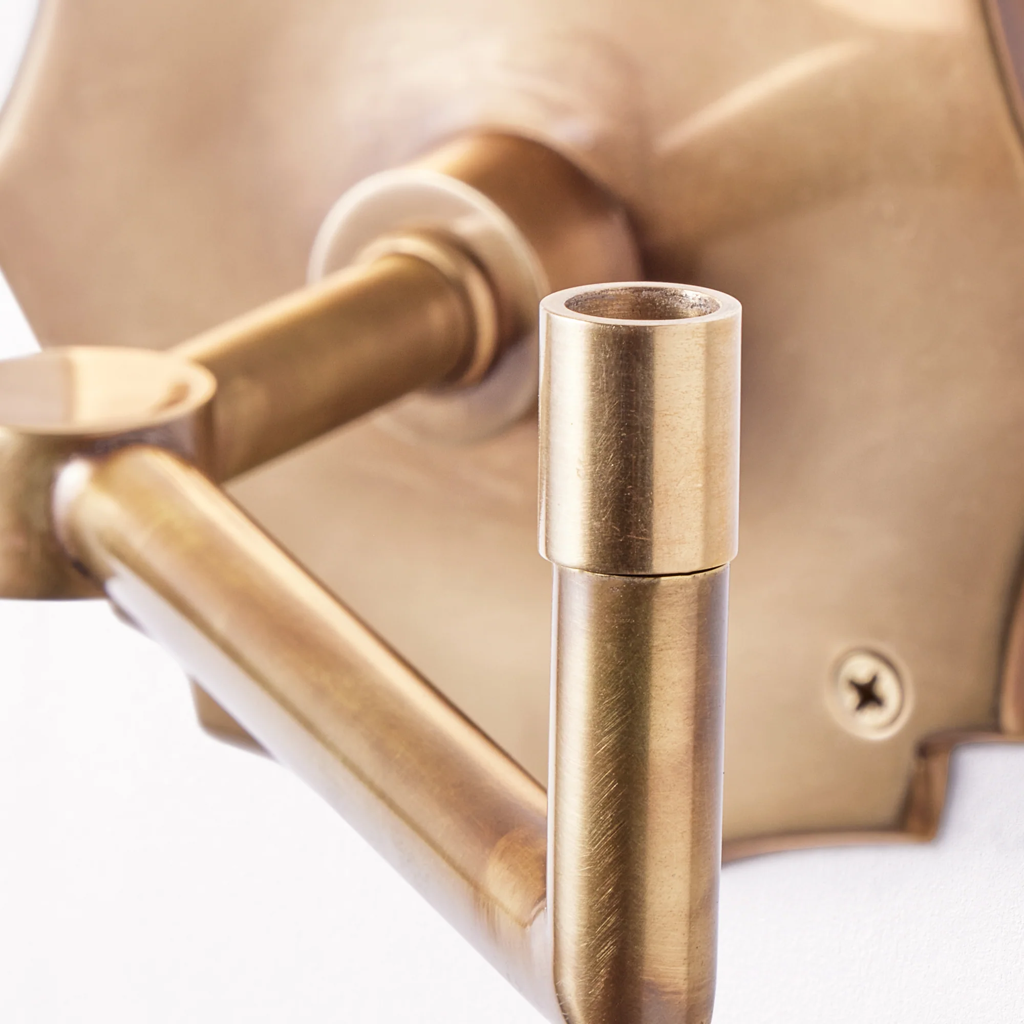 Double Insignia rechargeable wall fitting in antique brass - Image 4
