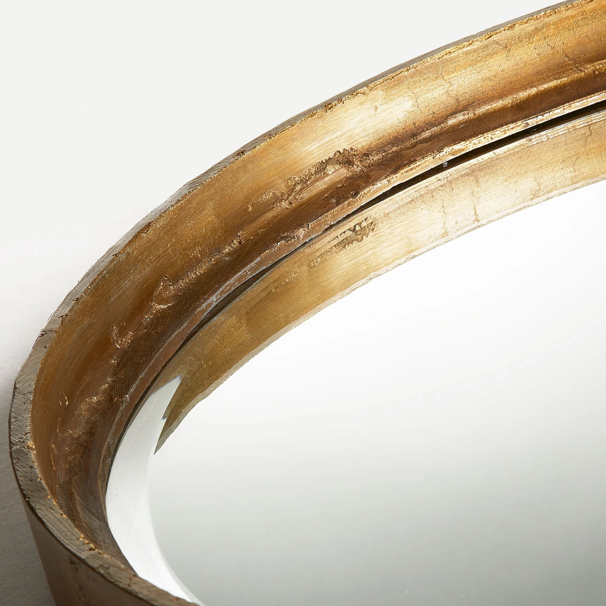 Regular Feathers mirror in antiqued gold - Image 5