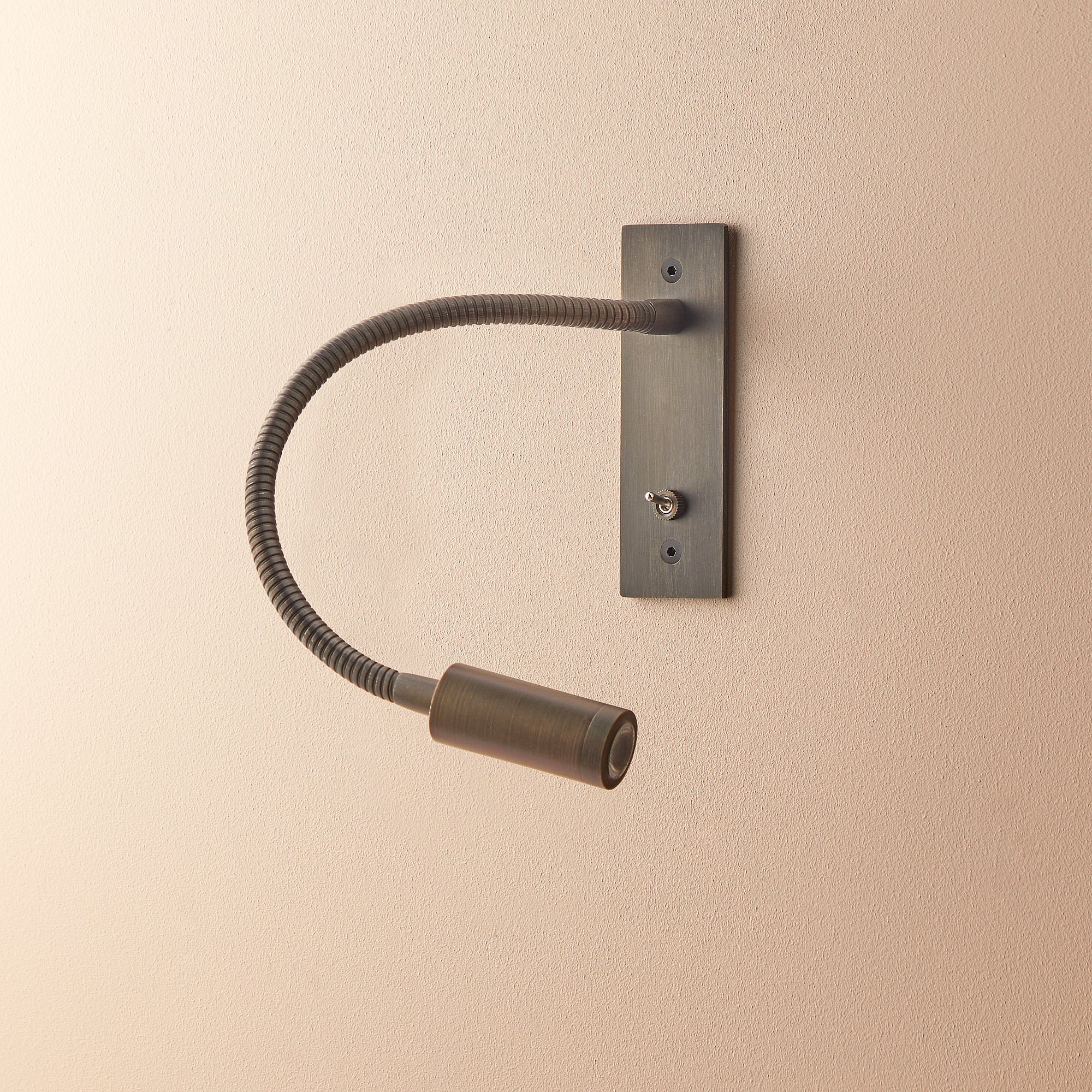 Flex wall light in bronze finish - Image 5