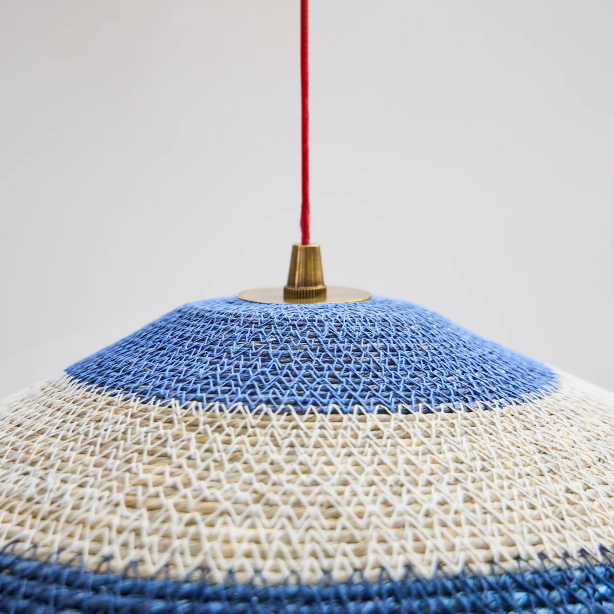 Floppy basket pendant shade in beachfront - Image 4