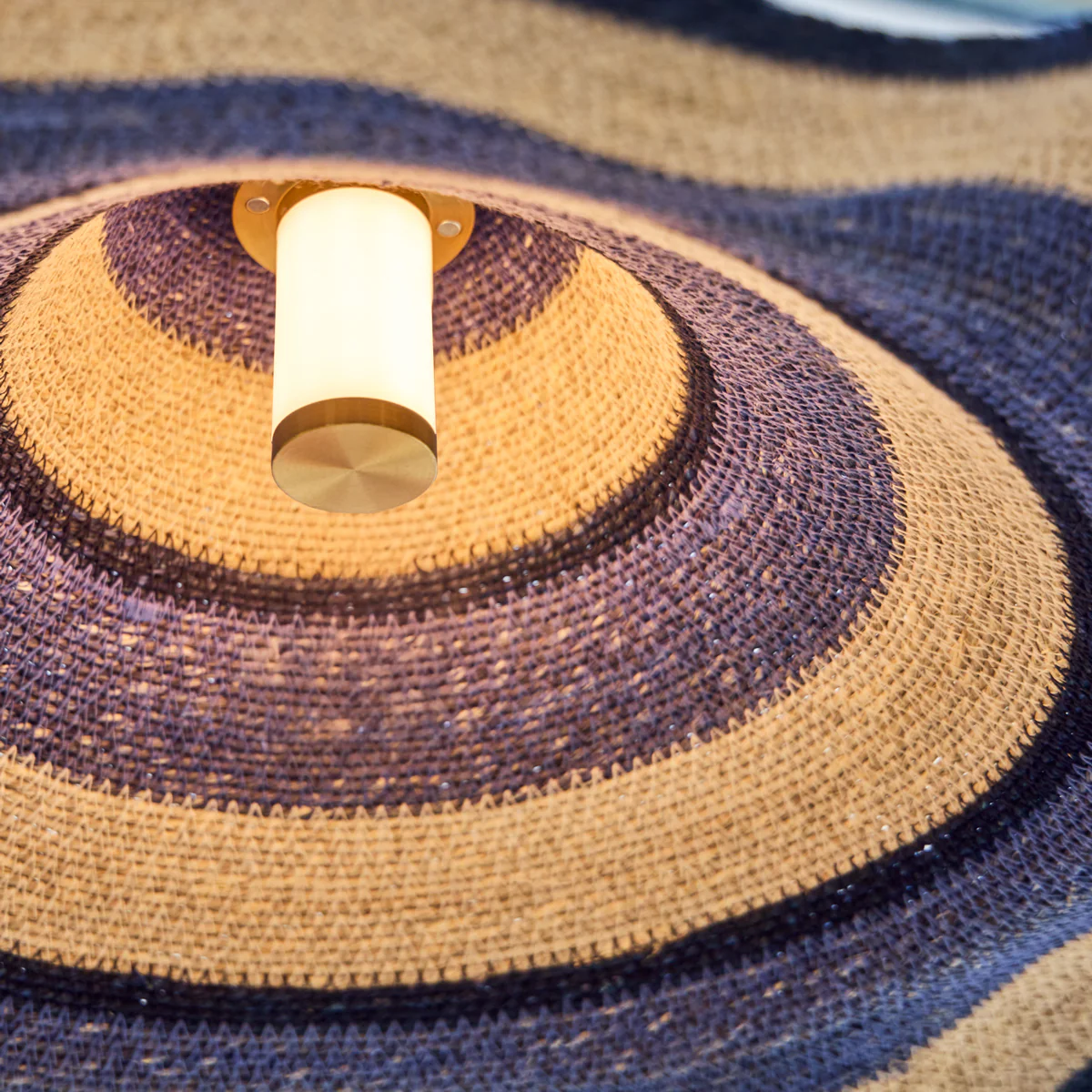 Floppy basket pendant shade in beachfront - Image 8