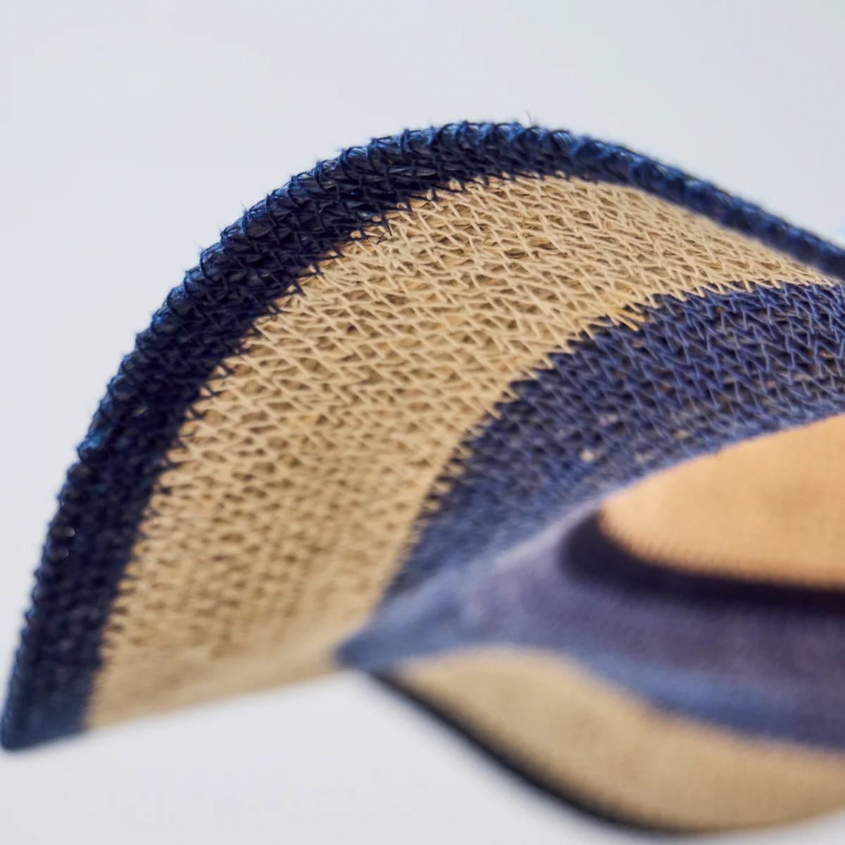 Floppy basket pendant shade in beachfront - Image 9