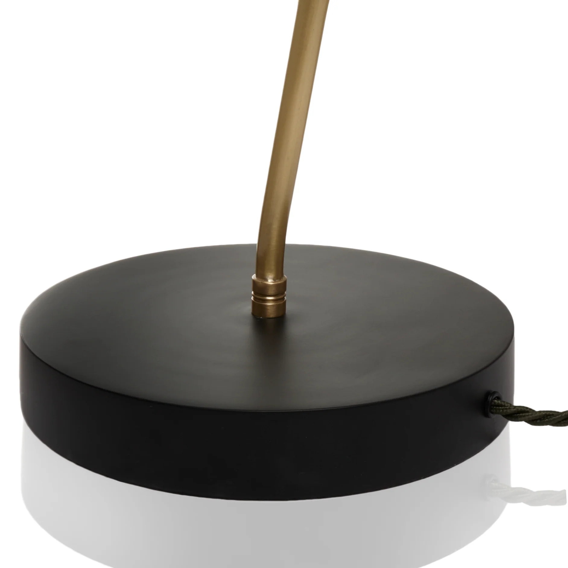 Galore floor lamp in brass with a black shade - Image 3