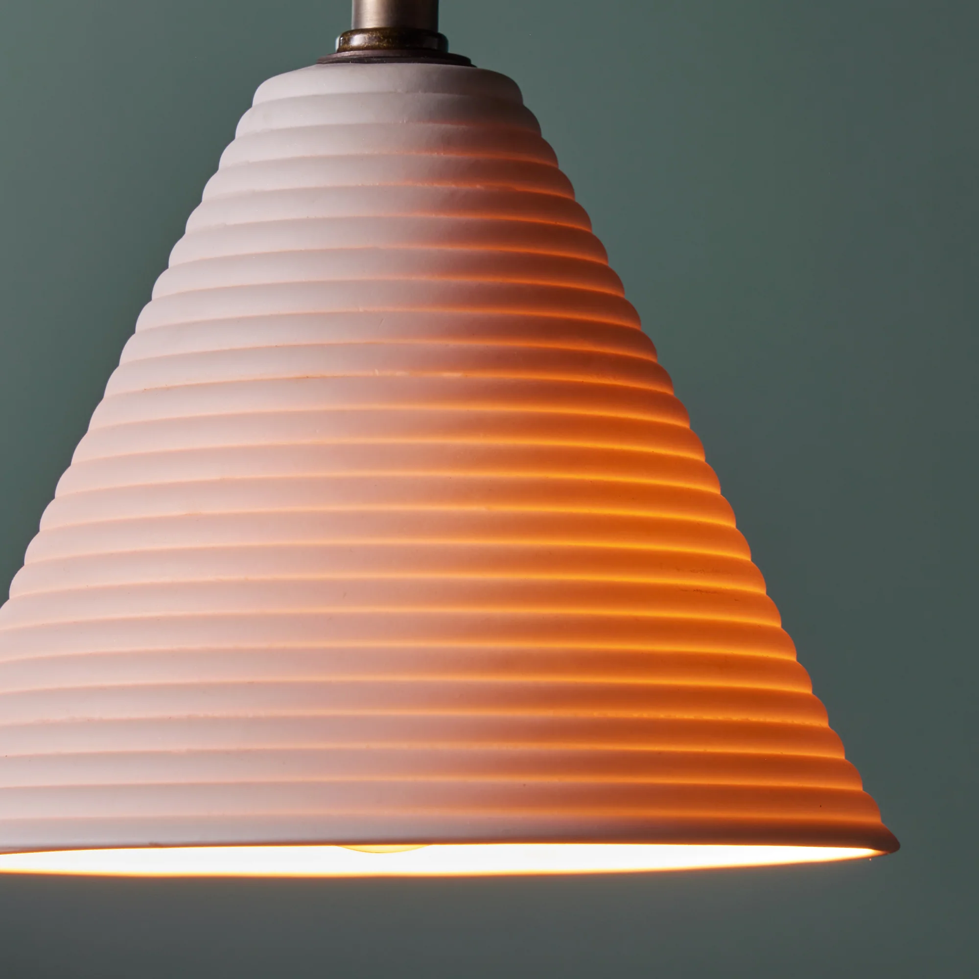 Gleam porcelain pendant in white - Image 4