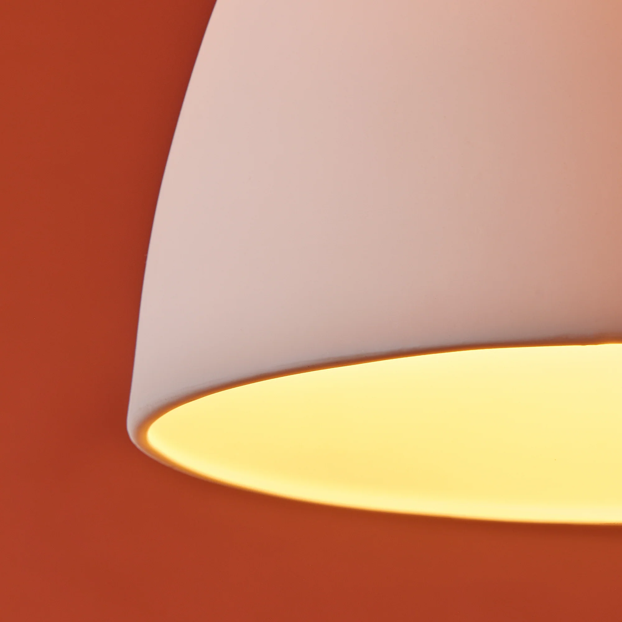 Glow porcelain pendant in white - Image 5