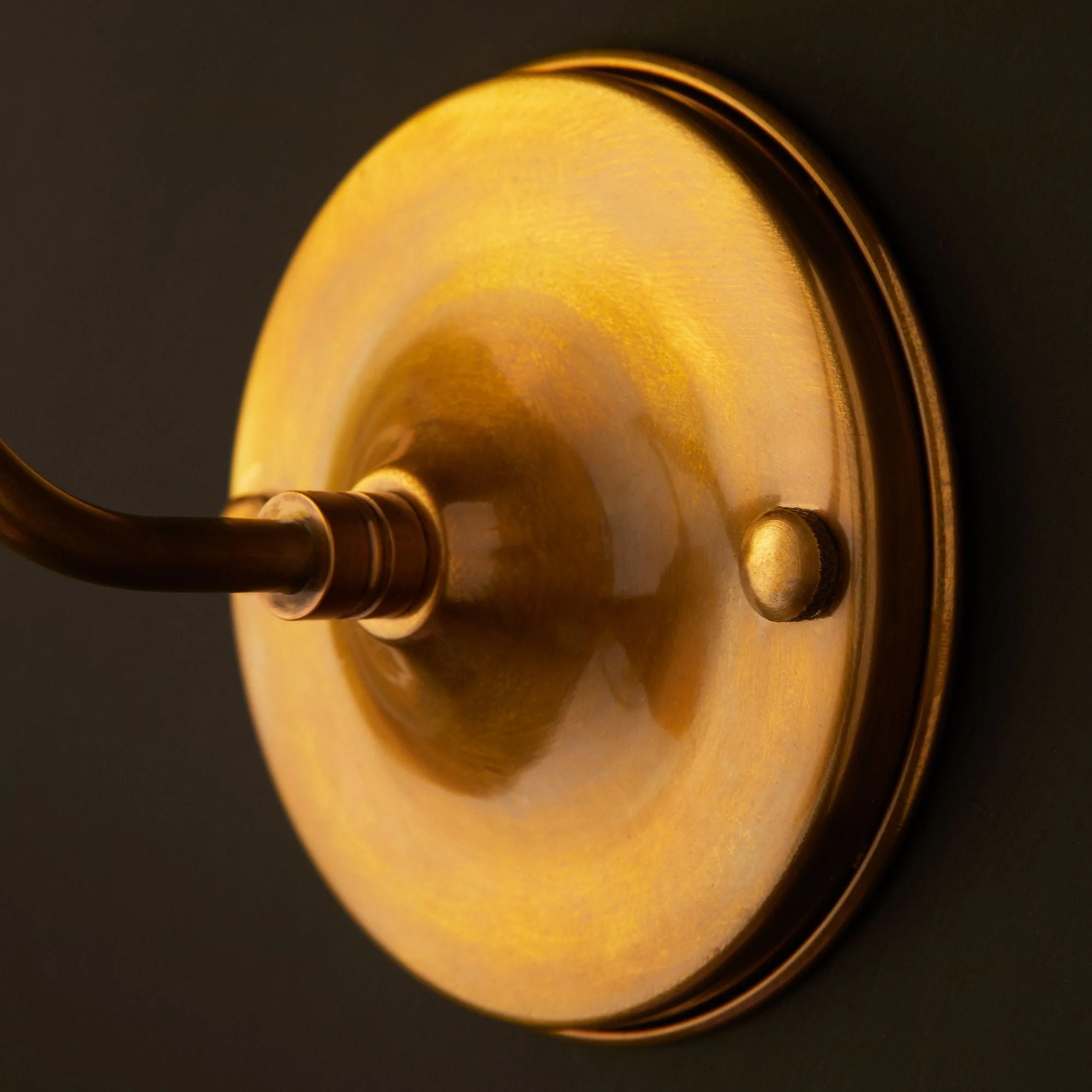 Goliath IP44 wall light in antiqued brass and glass with hat - Image 4