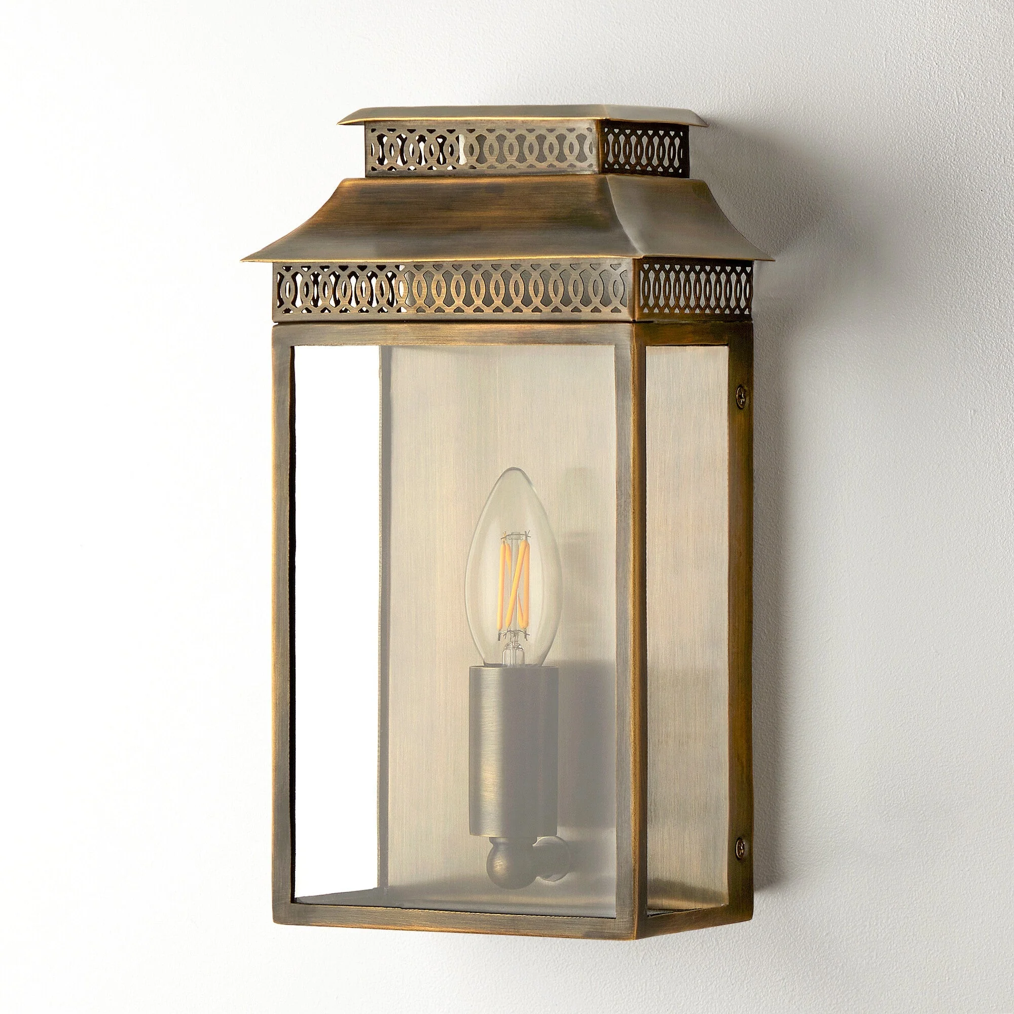 Hastings exterior IP44 wall light in bronze - Image 2