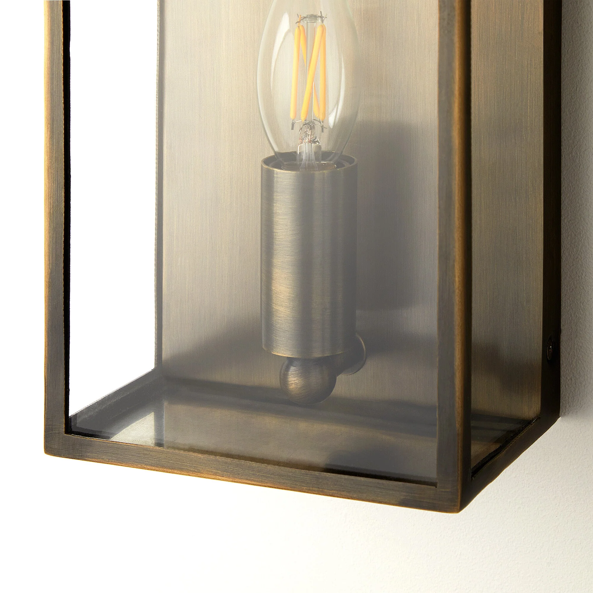 Hastings exterior IP44 wall light in bronze - Image 5