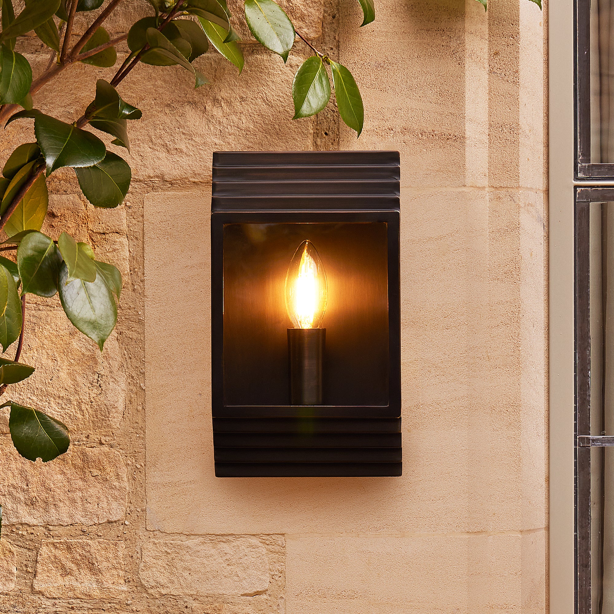 Hayle IP44 exterior wall light in bronze - Image 2